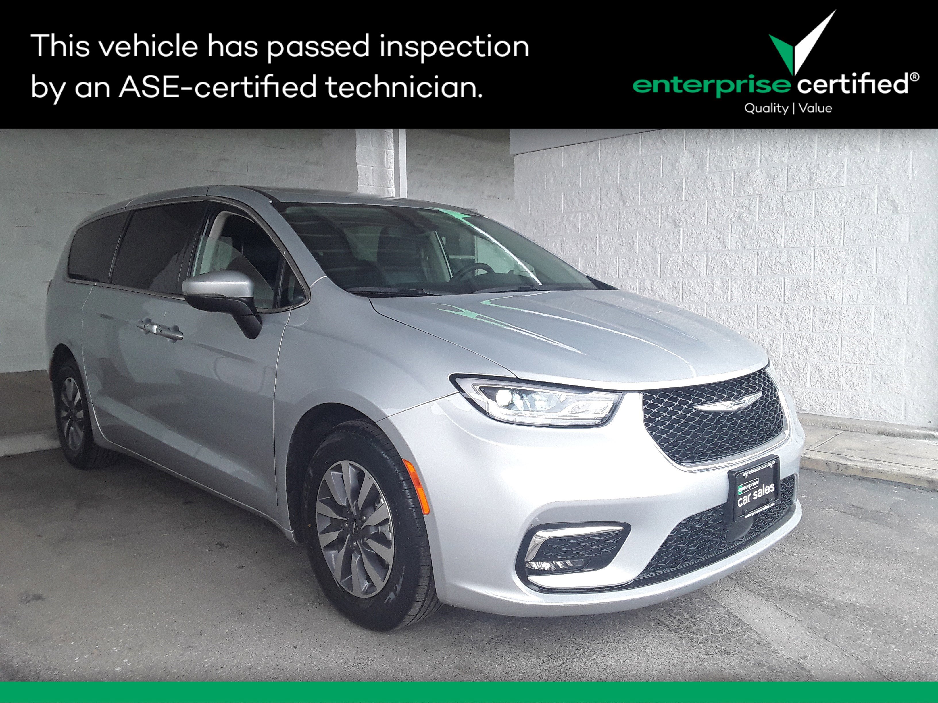 2023 Chrysler Pacifica Hybrid Touring L FWD