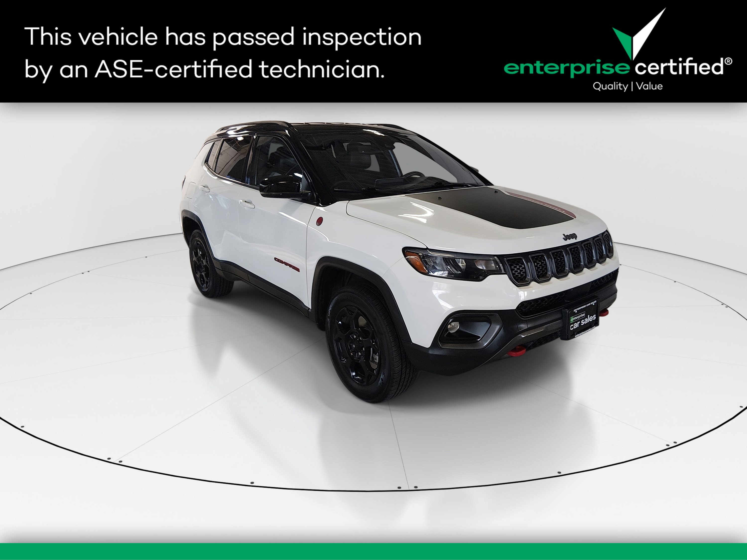 2023 Jeep Compass Trailhawk's photo