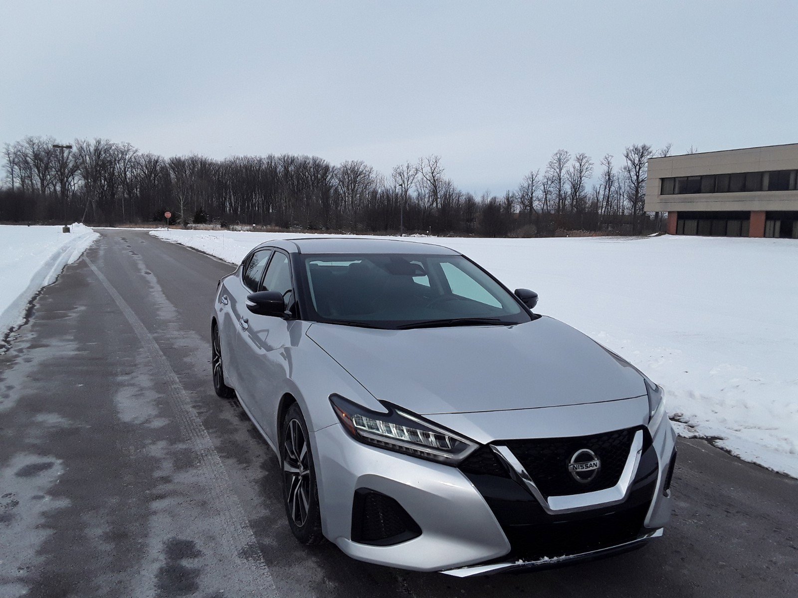 2022 Nissan Maxima SV CVT