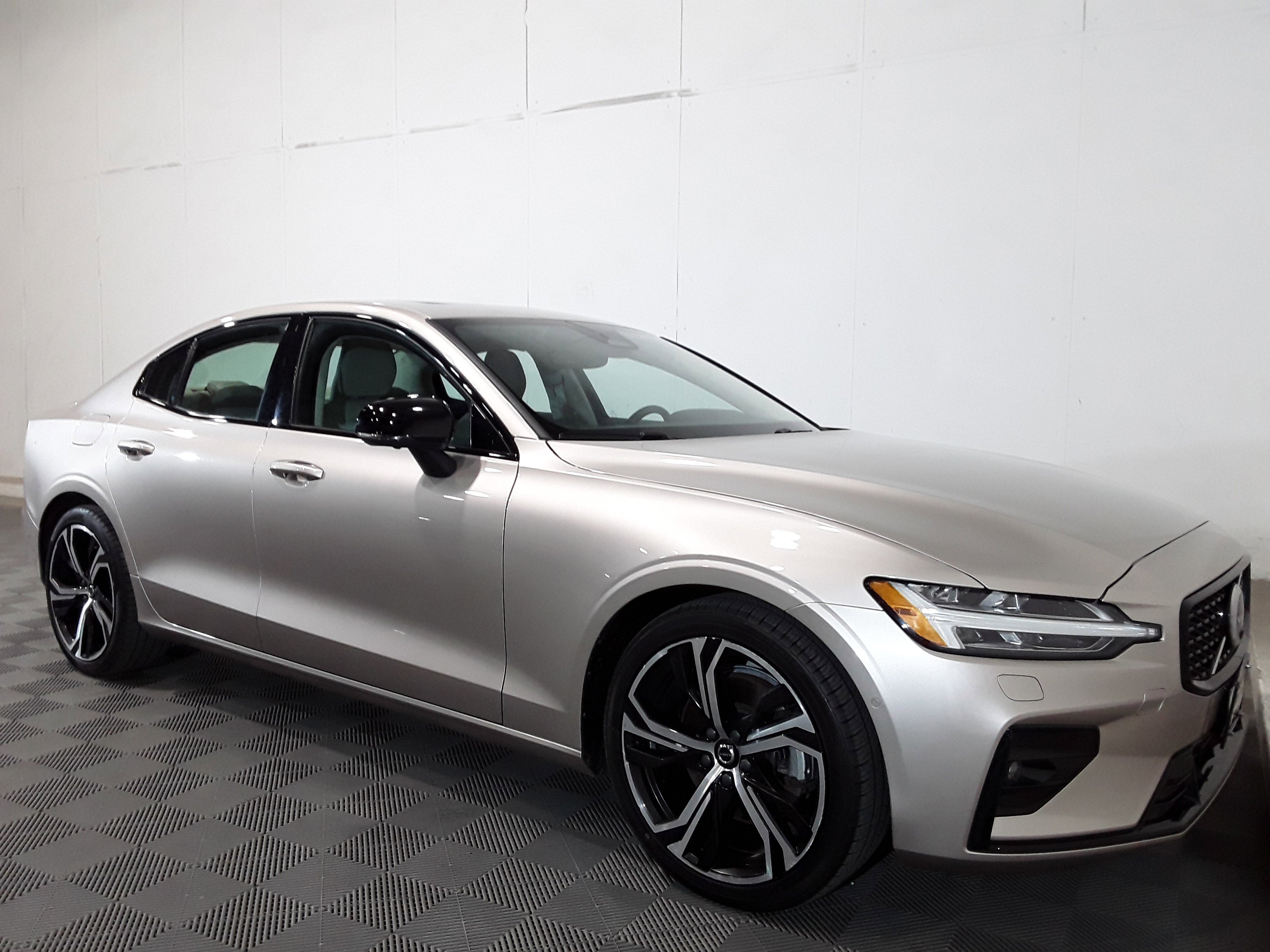 Used 2024 Volvo S60 B5 FWD Plus Dark Theme