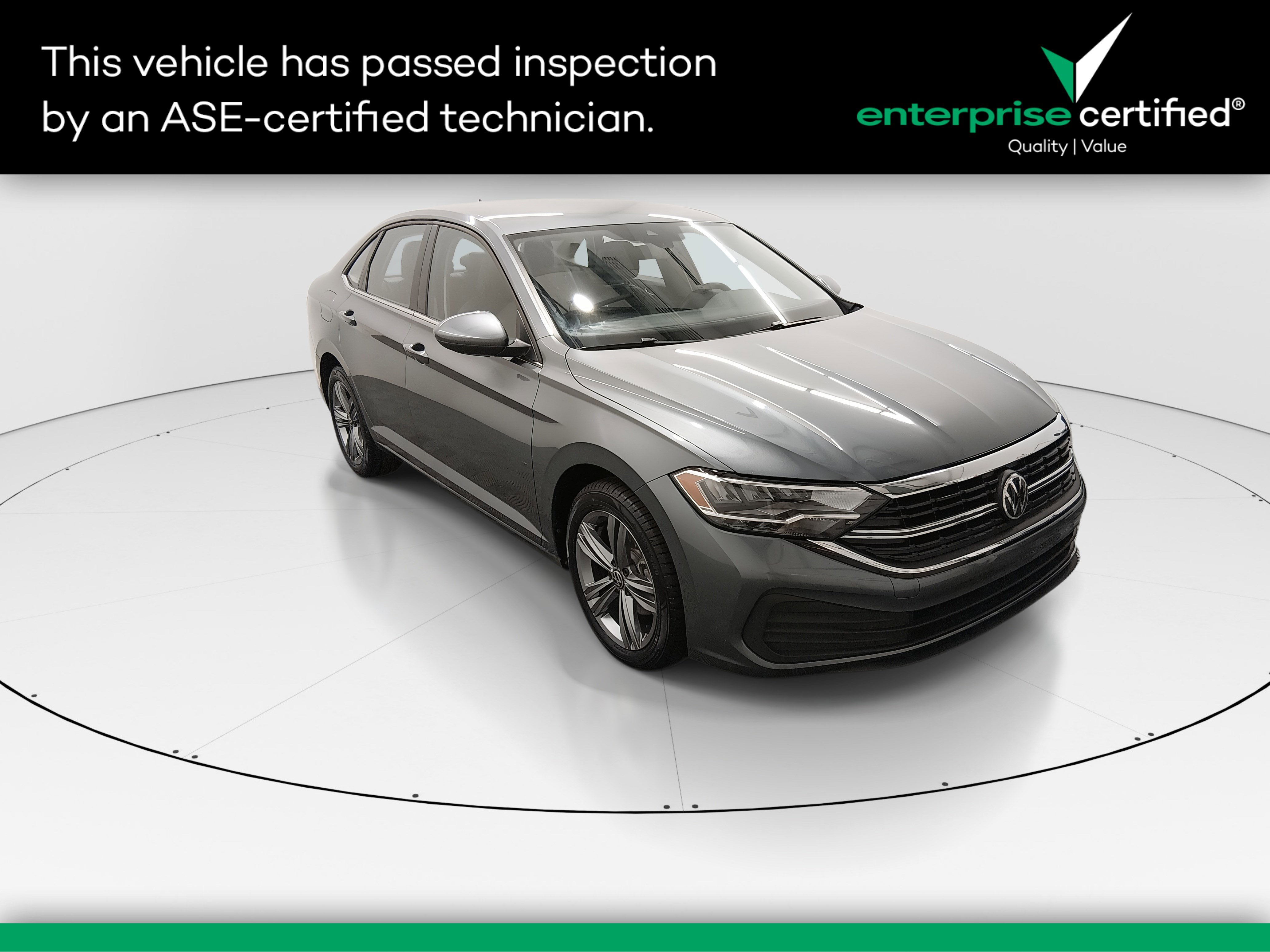 2024 Volkswagen Jetta SE's photo