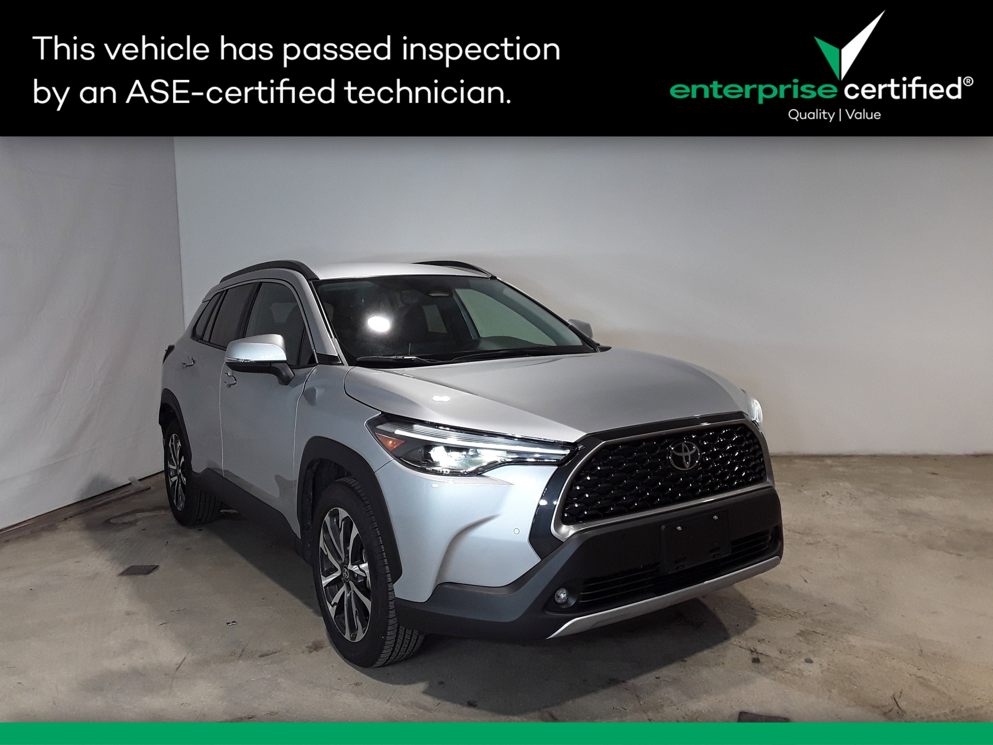 2024 Toyota Corolla Cross XLE 2WD