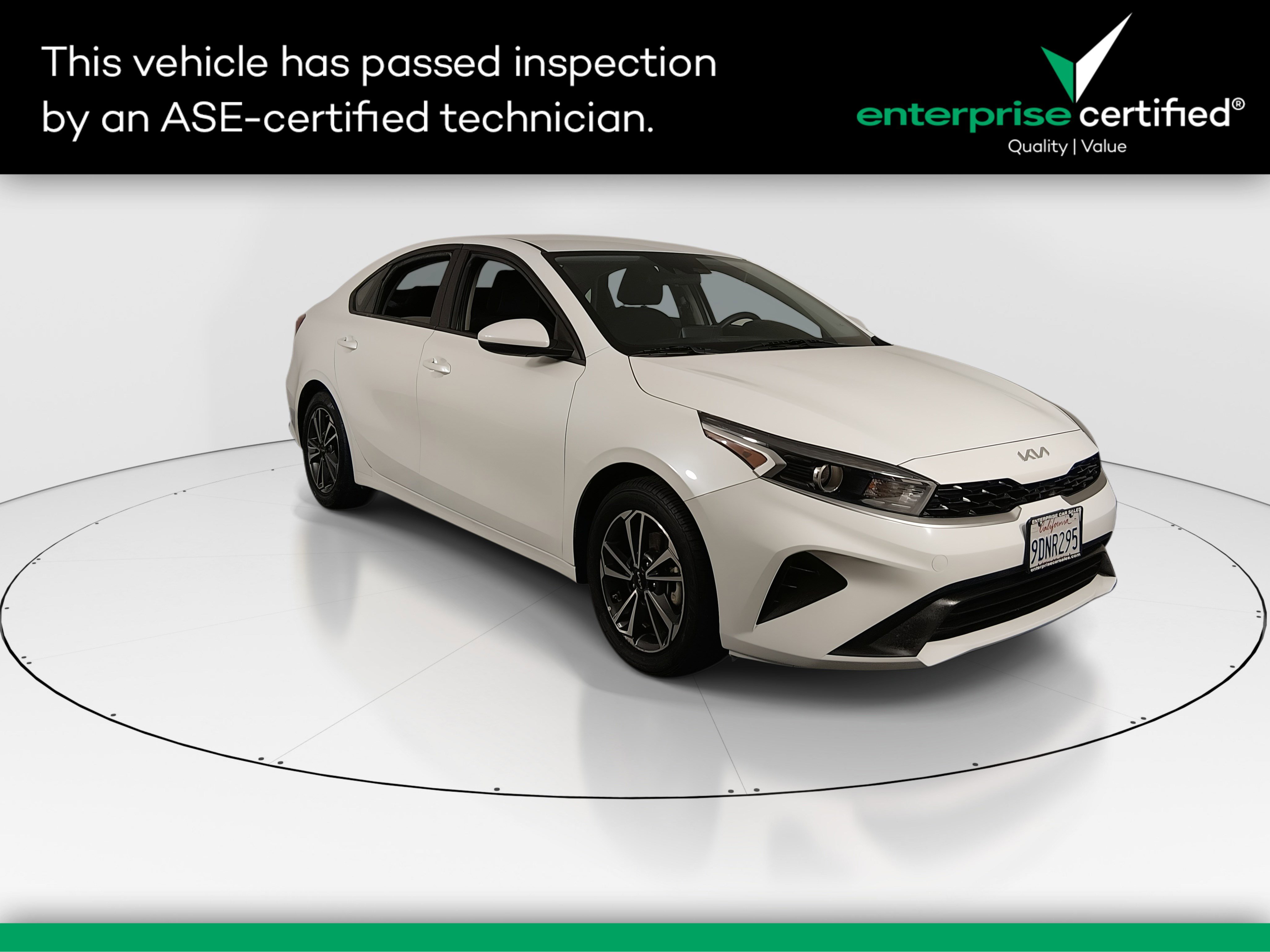 Used 2023 Kia Forte LXS IVT