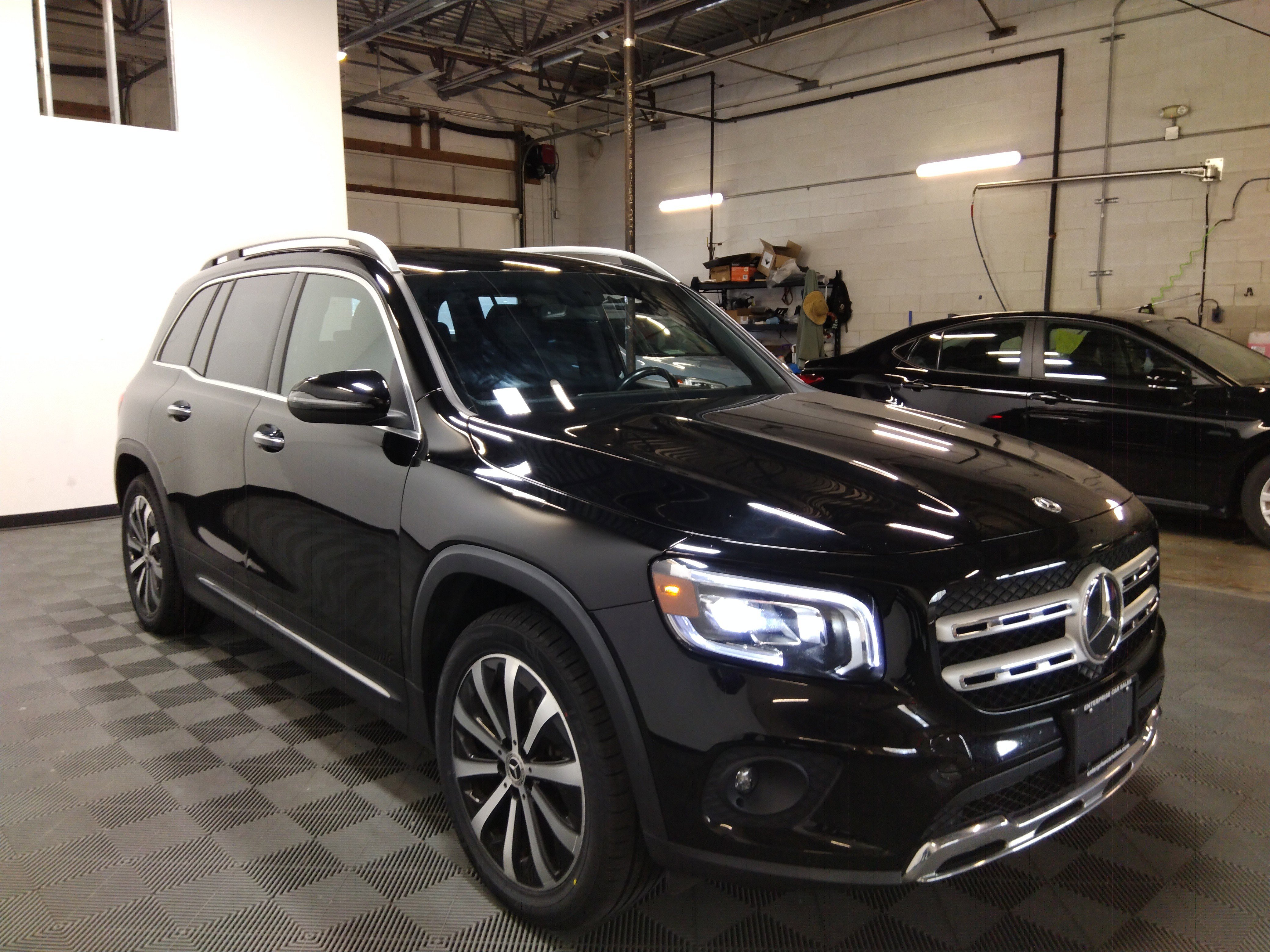 2023 Mercedes-Benz GLB Base