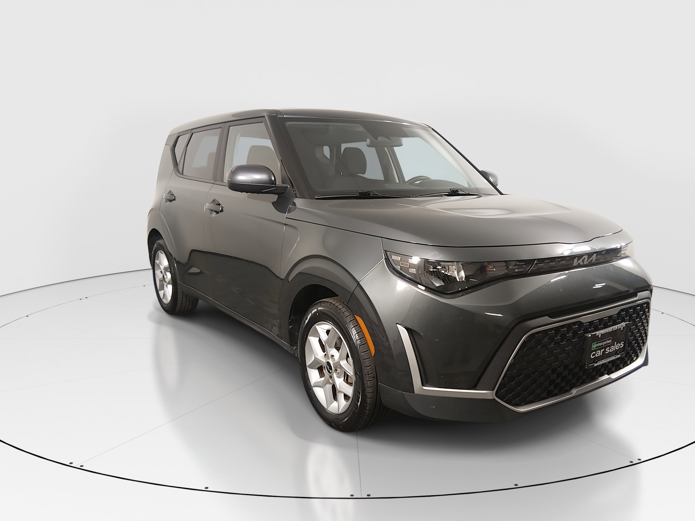 2023 Kia Soul LX's photo