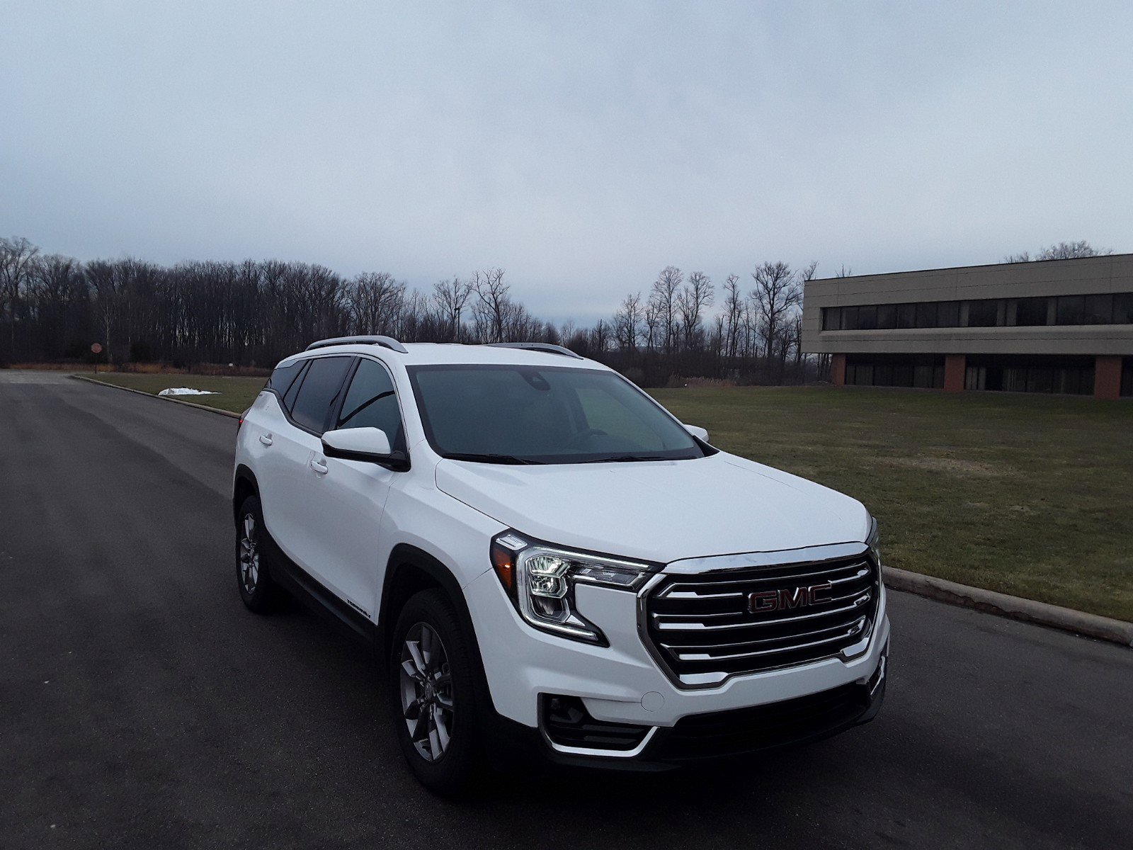 2023 GMC Terrain AWD 4dr SLT