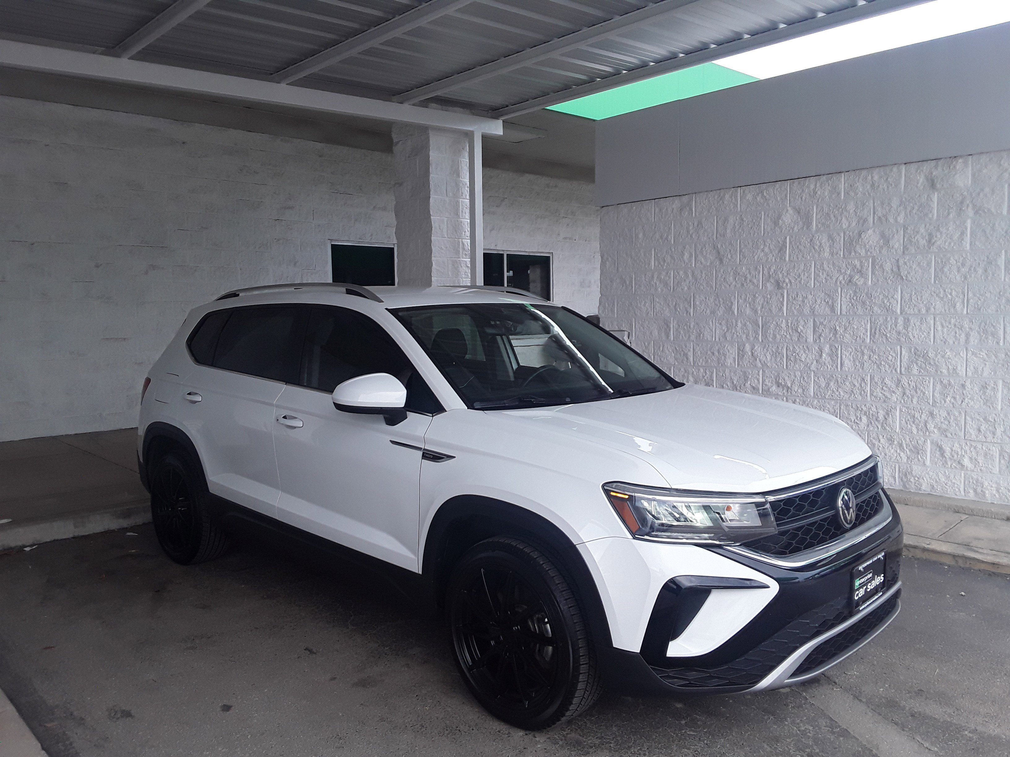 2023 Volkswagen Taos SE FWD