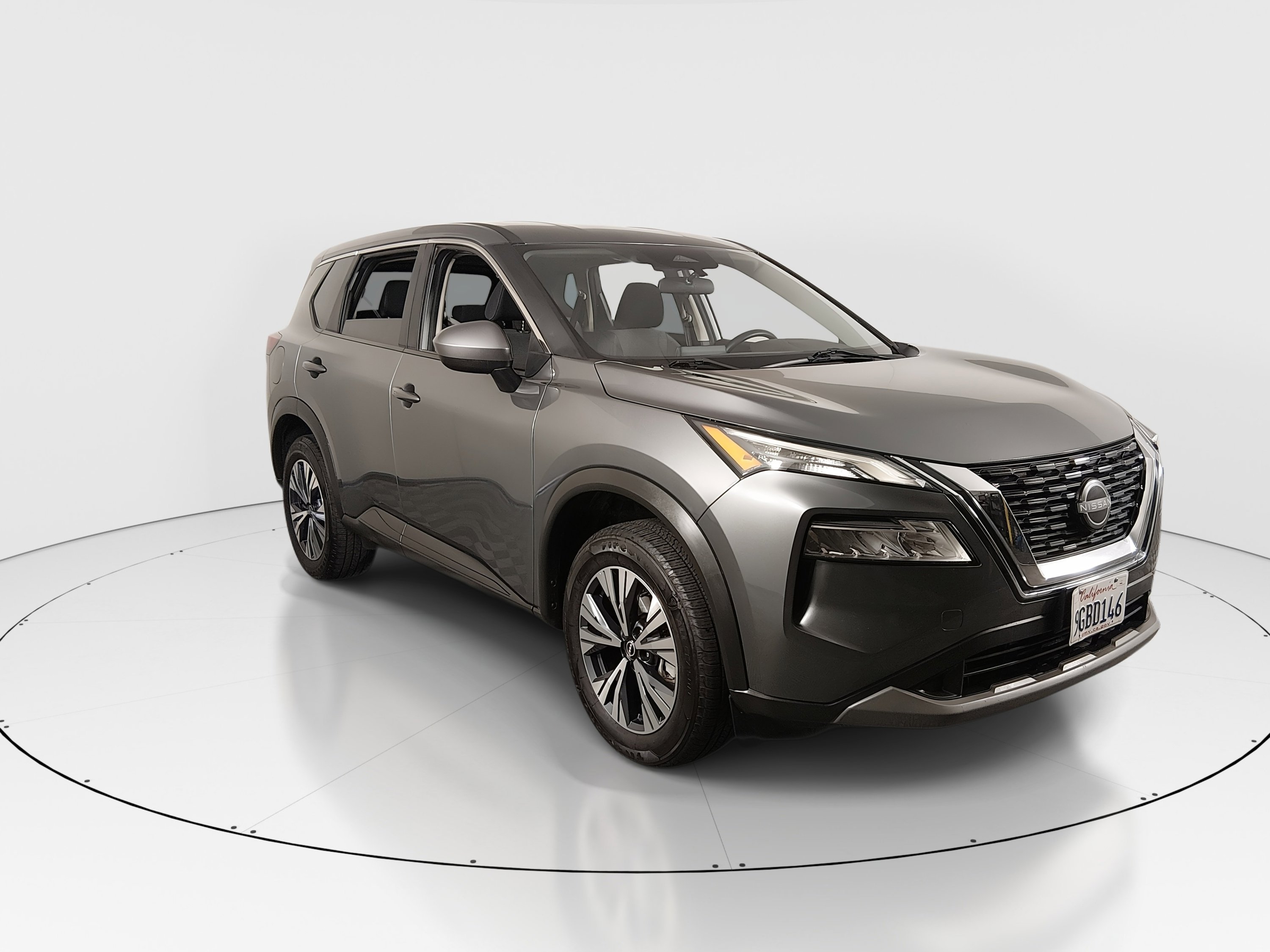 2023 Nissan Rogue SV's photo