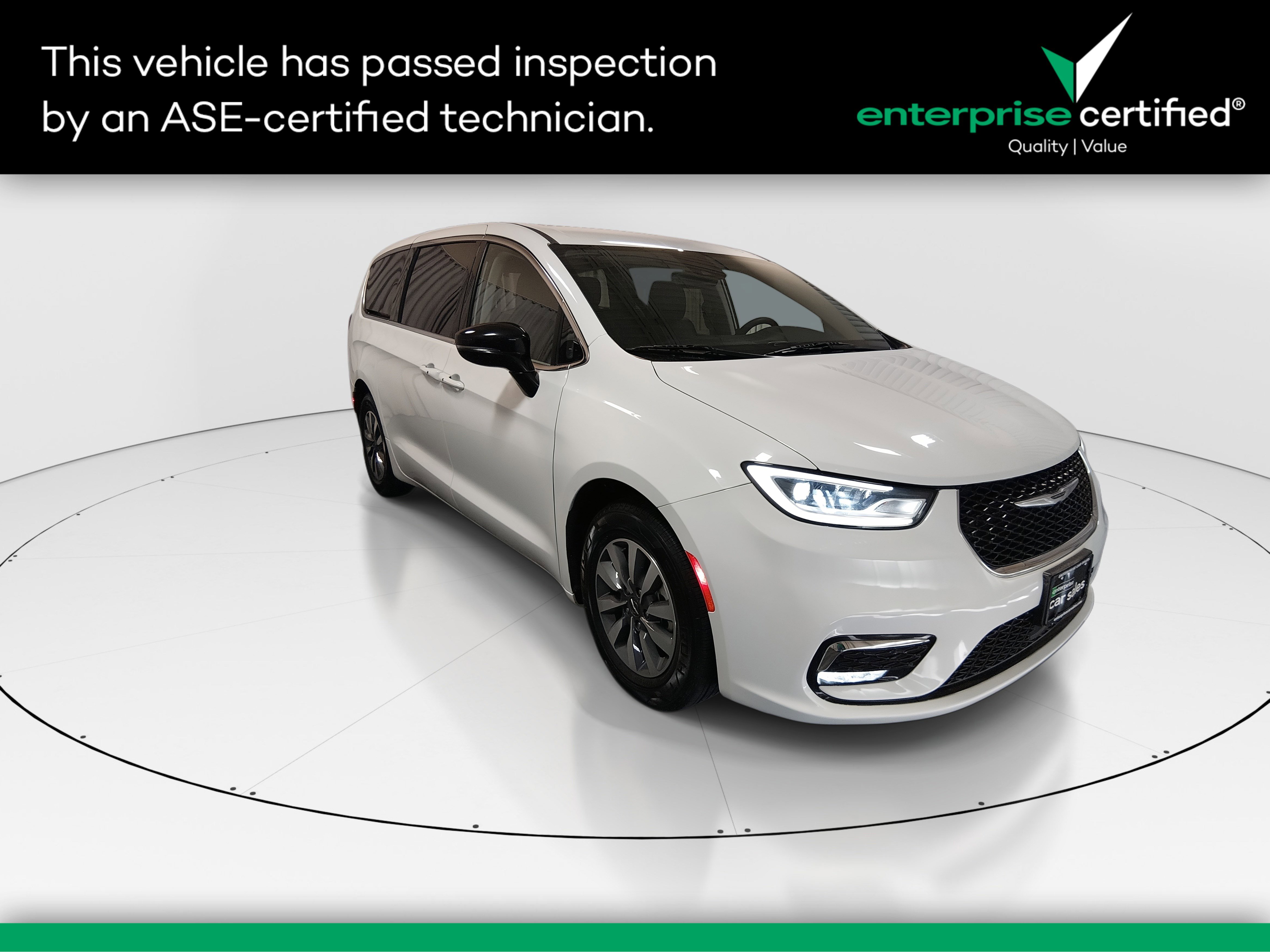 Used 2024 Chrysler Pacifica Hybrid Select FWD