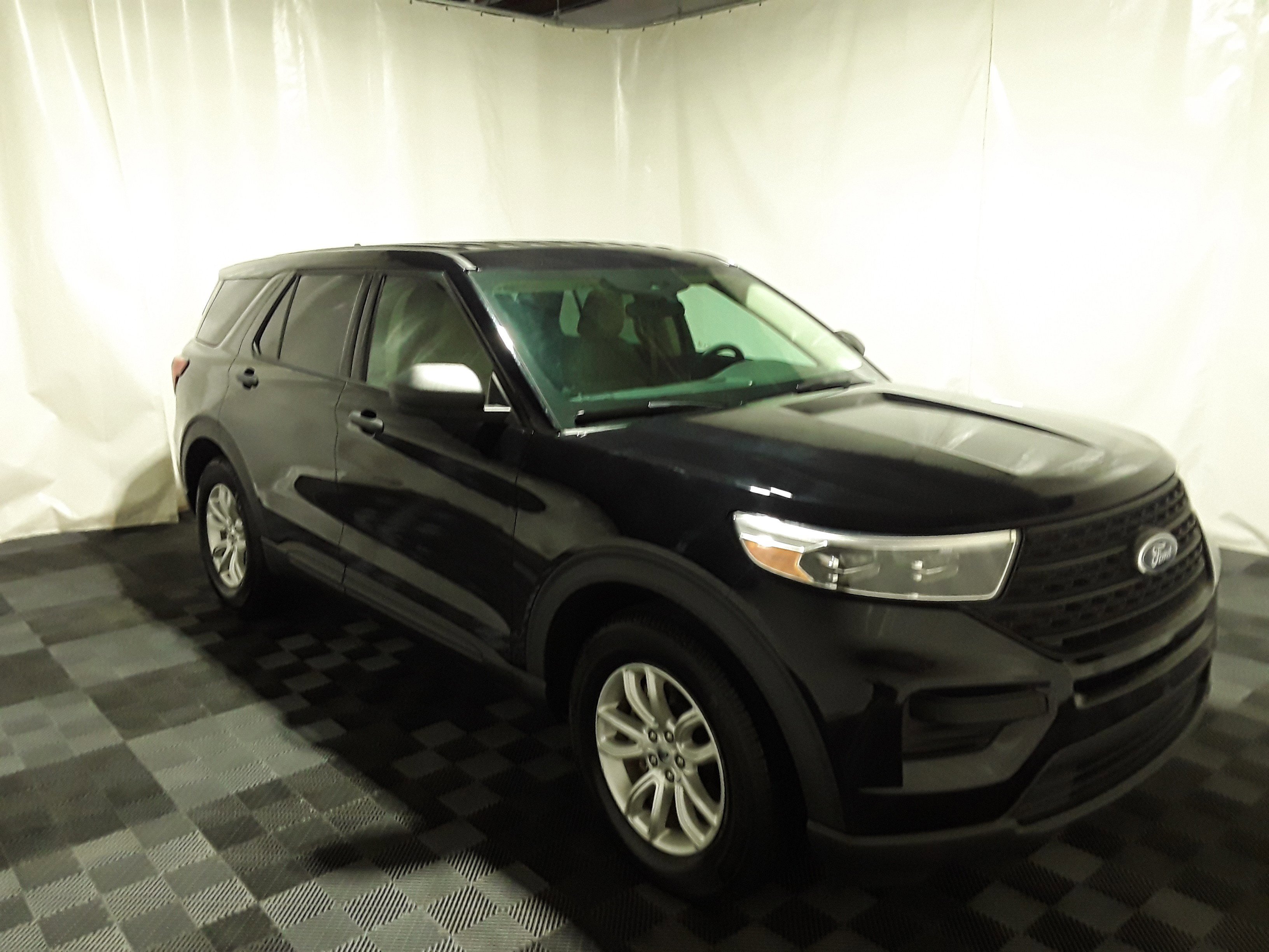 2020 Ford Explorer Base RWD