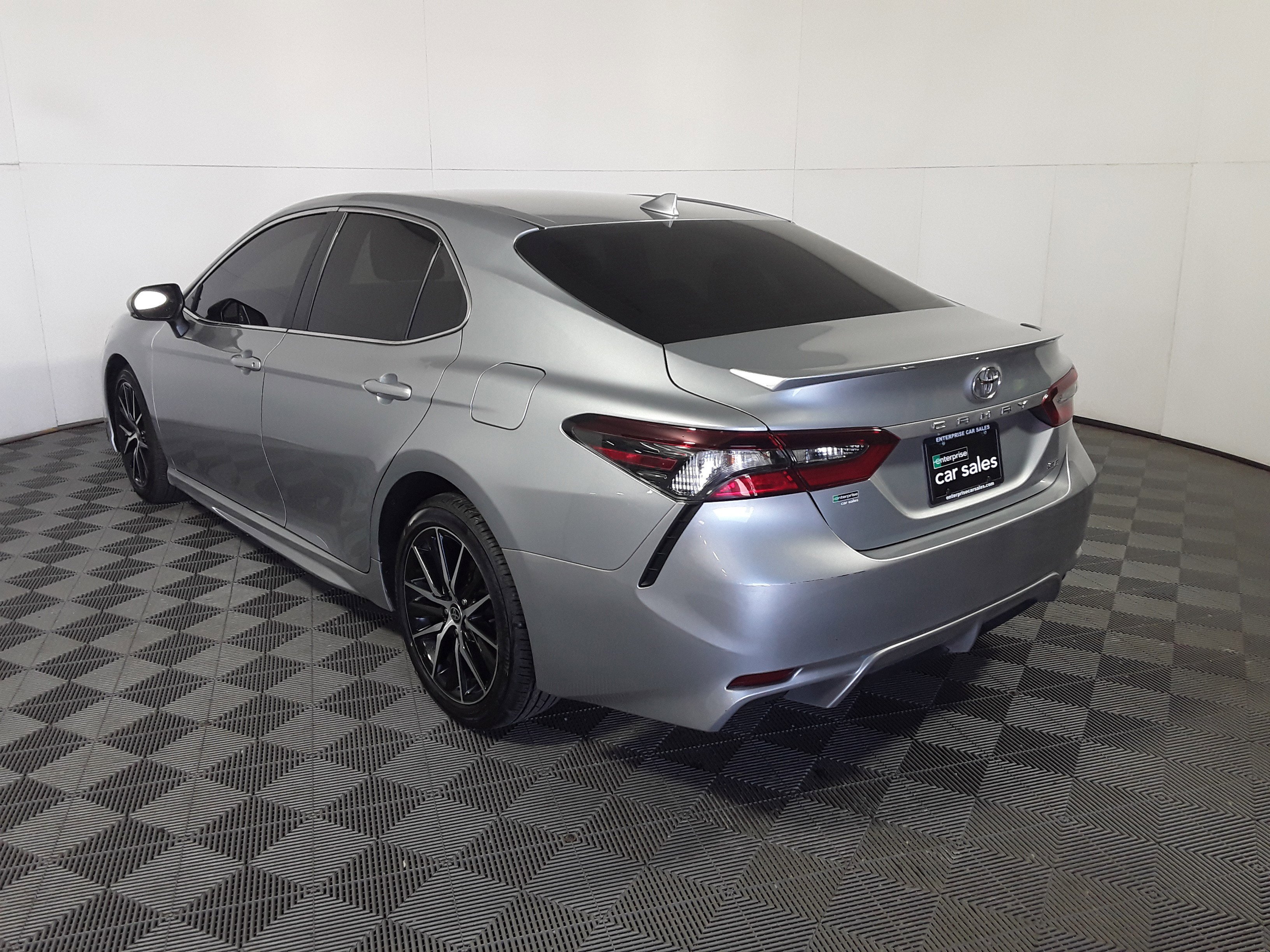 Image 7 of Used 2023 Toyota Camry SE Auto