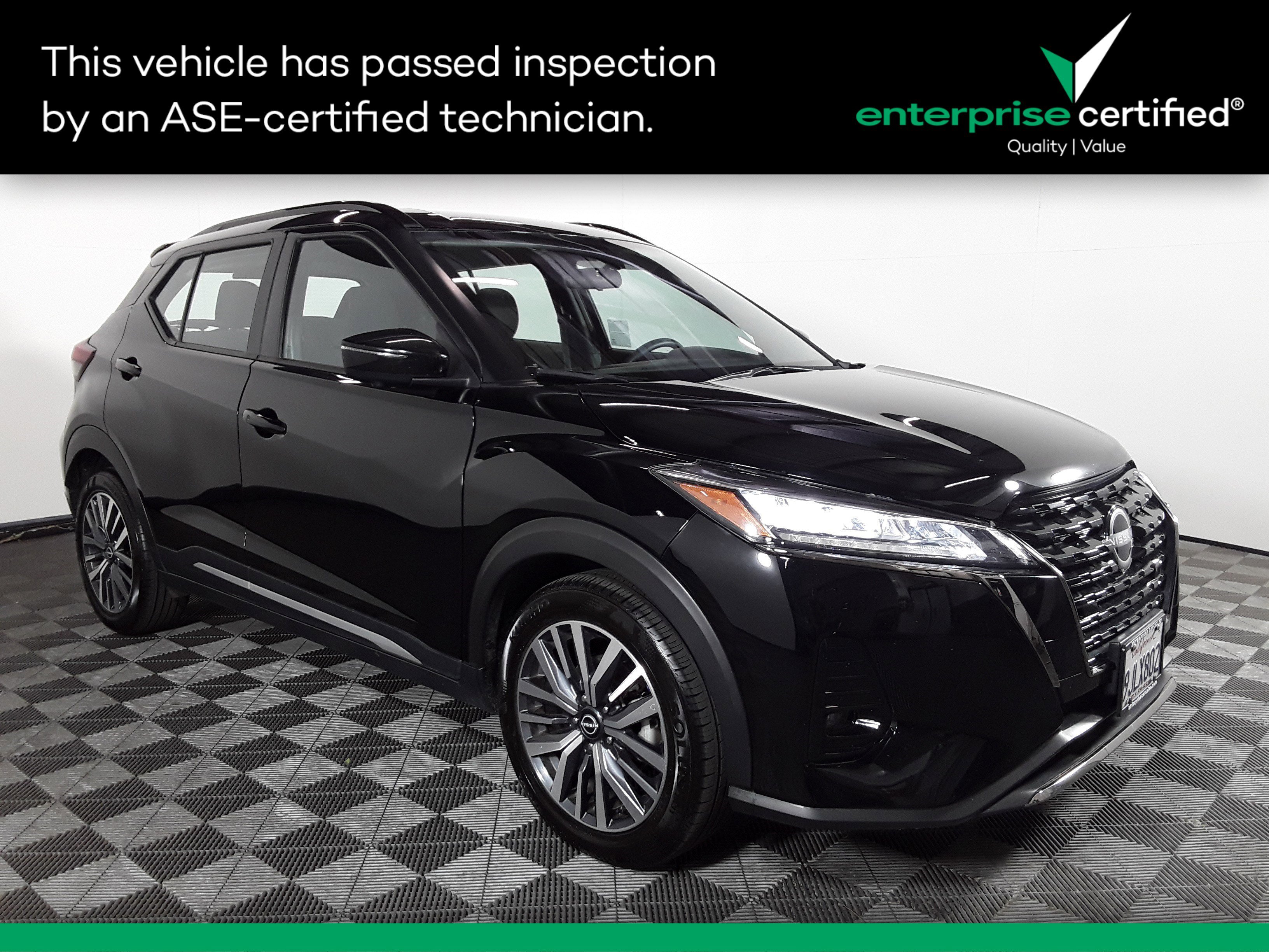 Used 2024 Nissan Kicks SR FWD