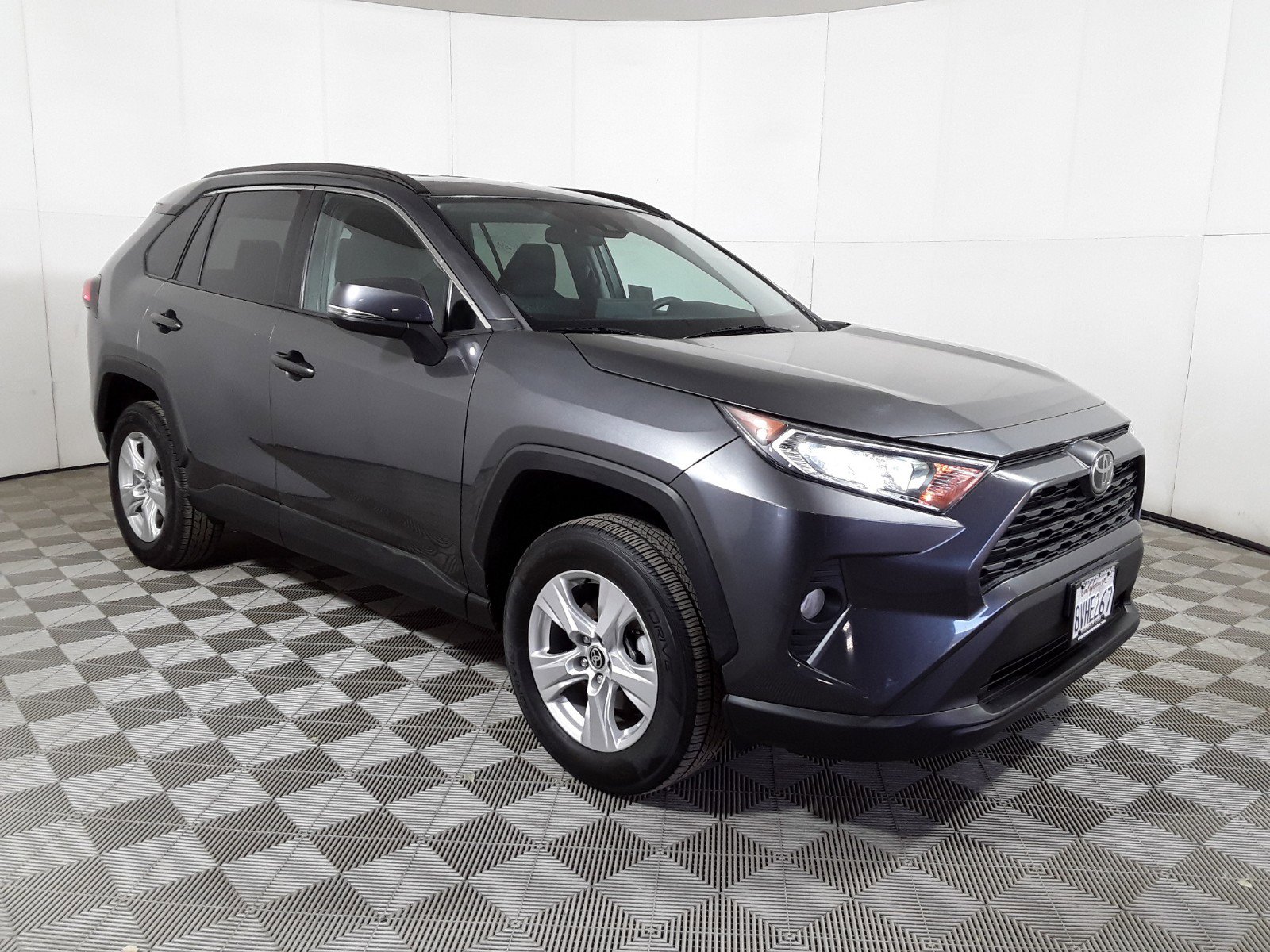 2021 Toyota RAV4 XLE FWD