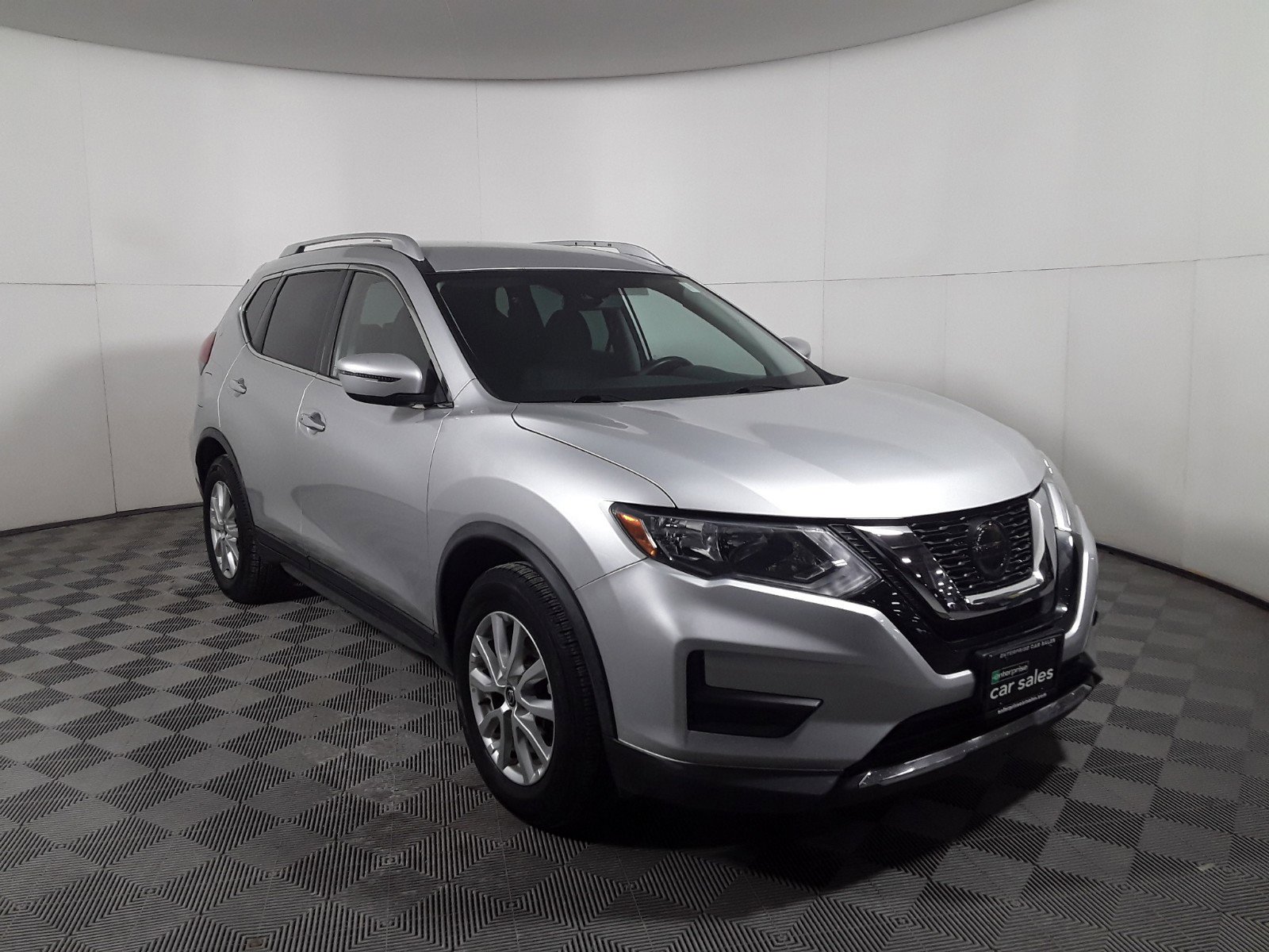 2020 Nissan Rogue FWD SV