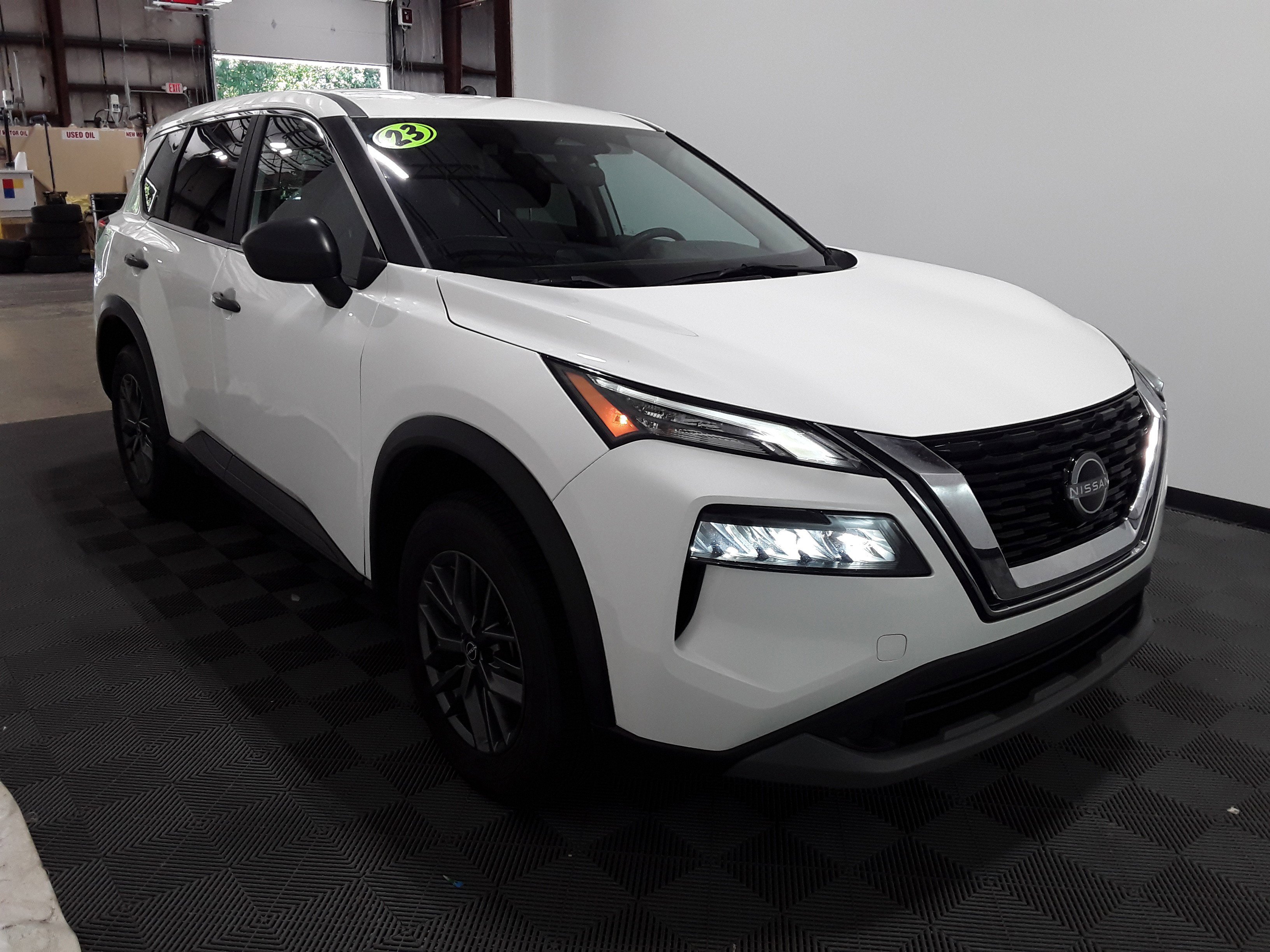 Used 2023 Nissan Rogue 
