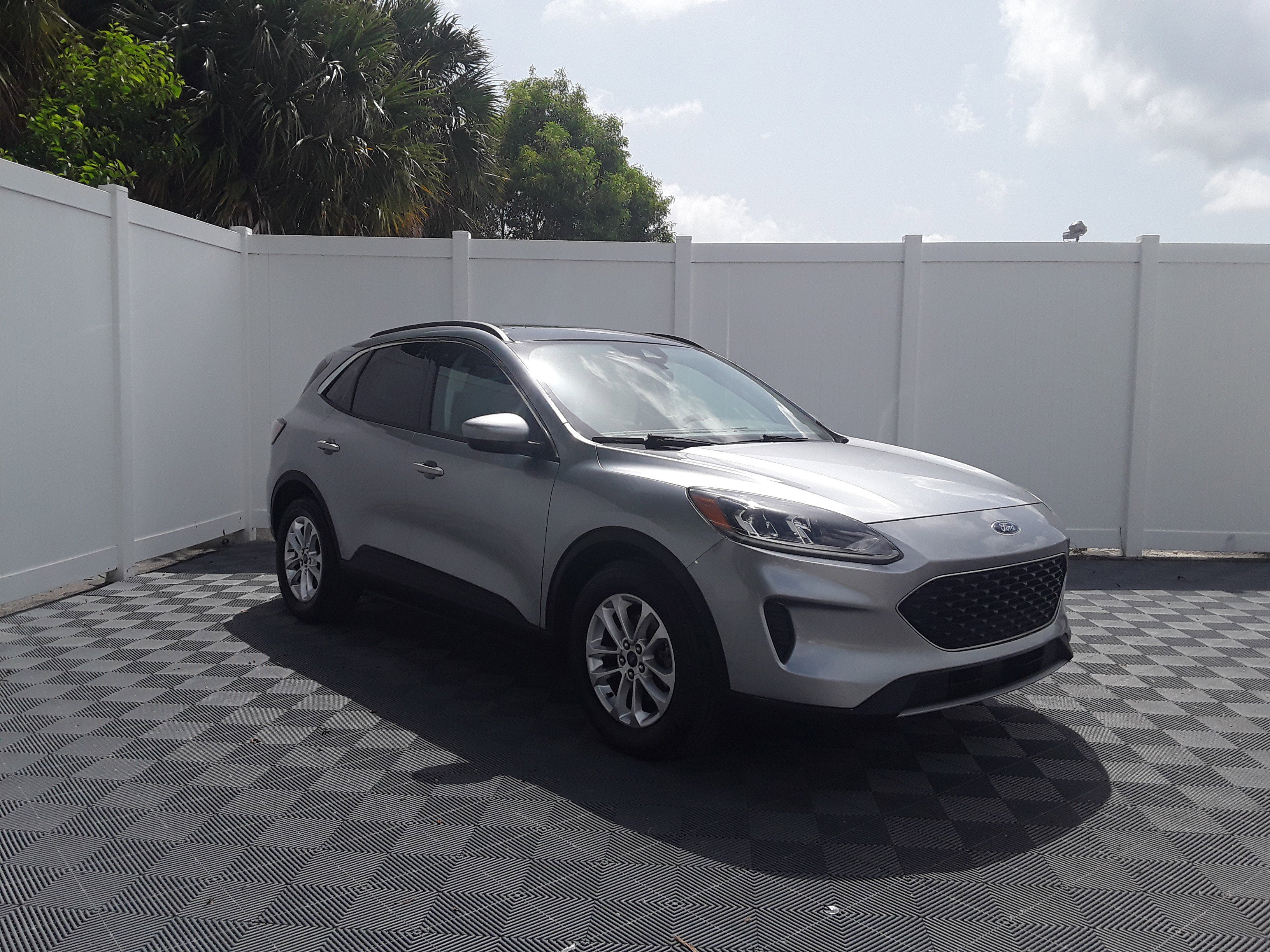 2021 Ford Escape SE FWD