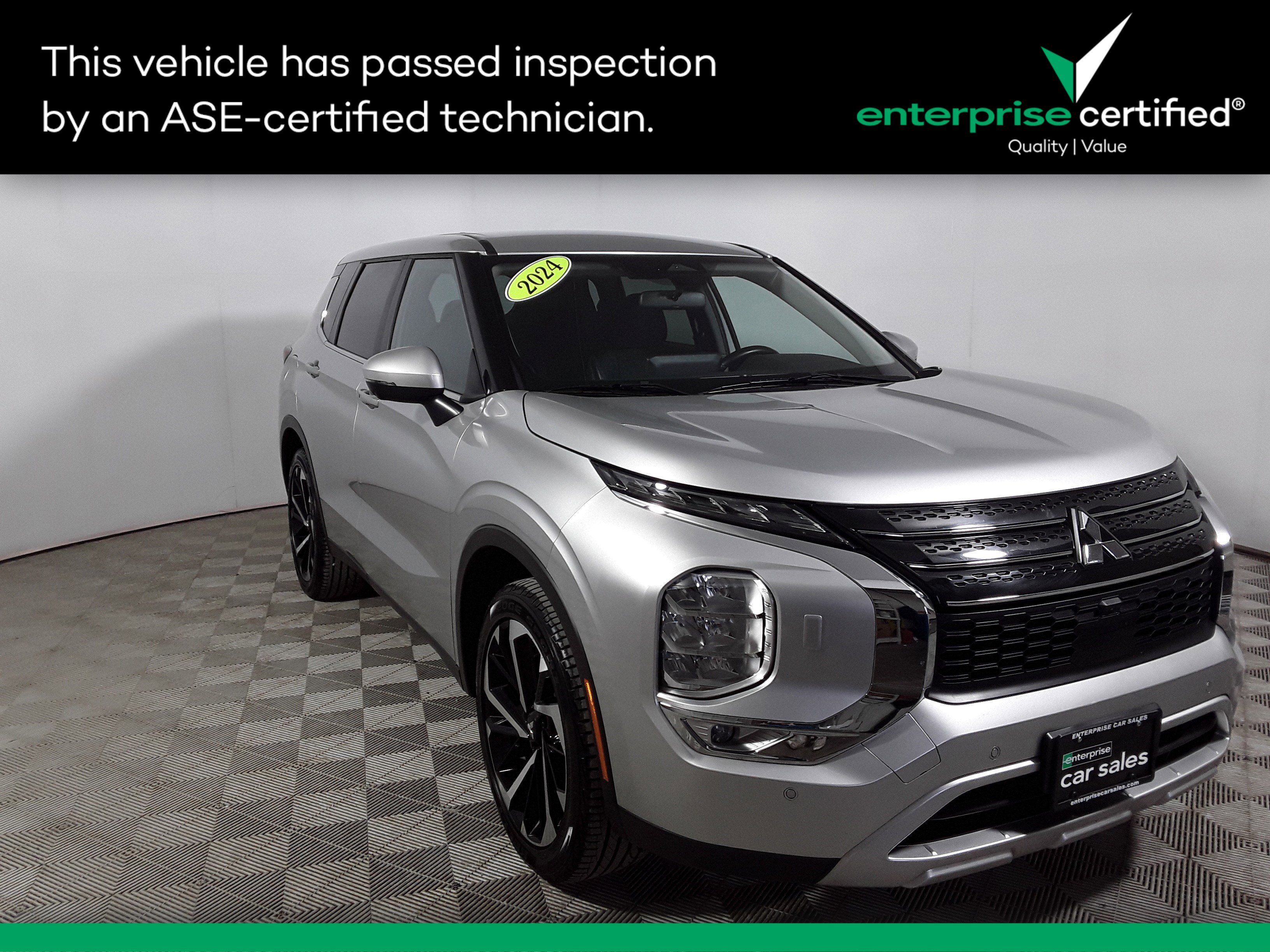 Used 2024 Mitsubishi Outlander SE S-AWC