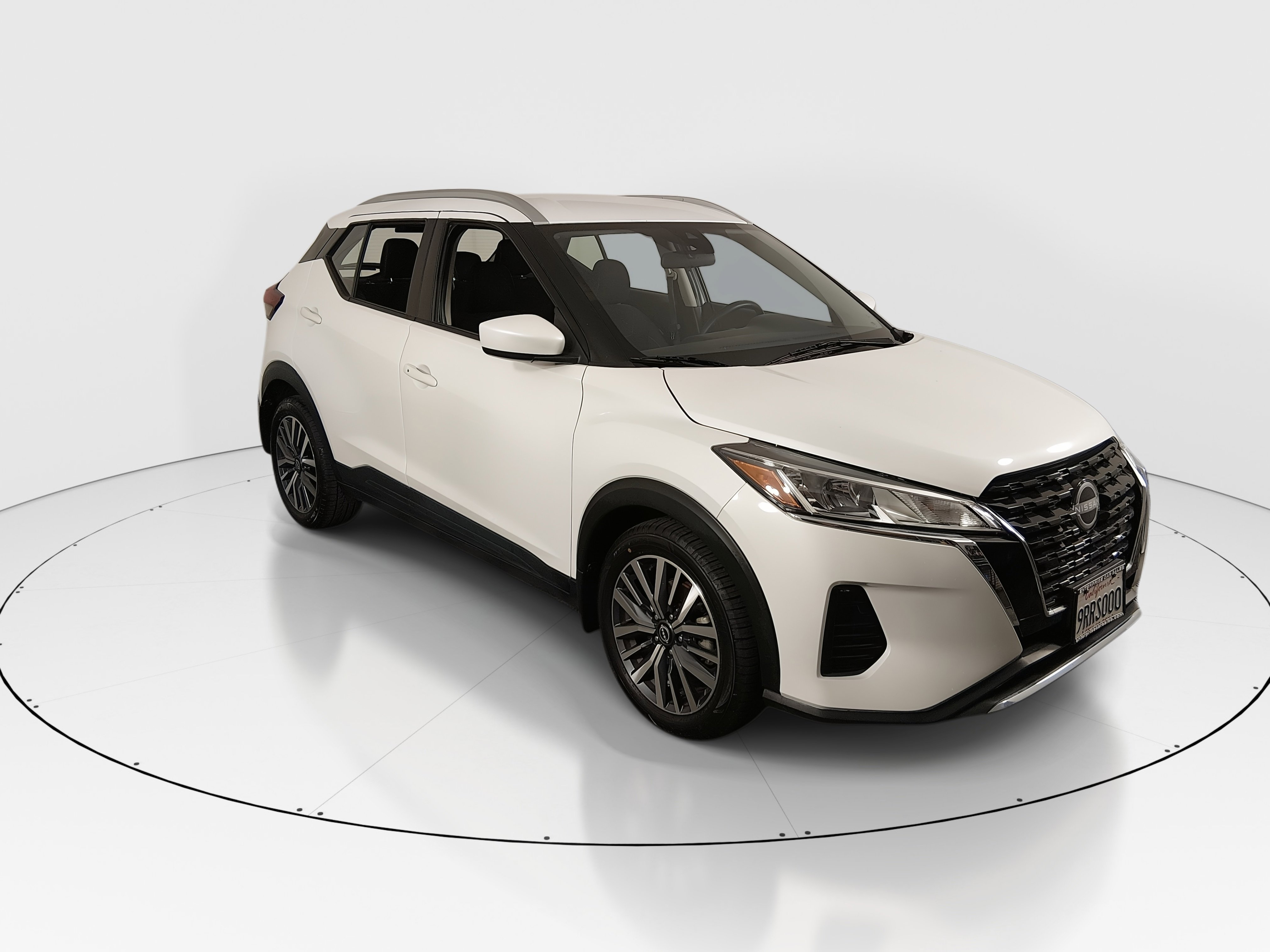 Used 2023 Nissan Kicks SV FWD