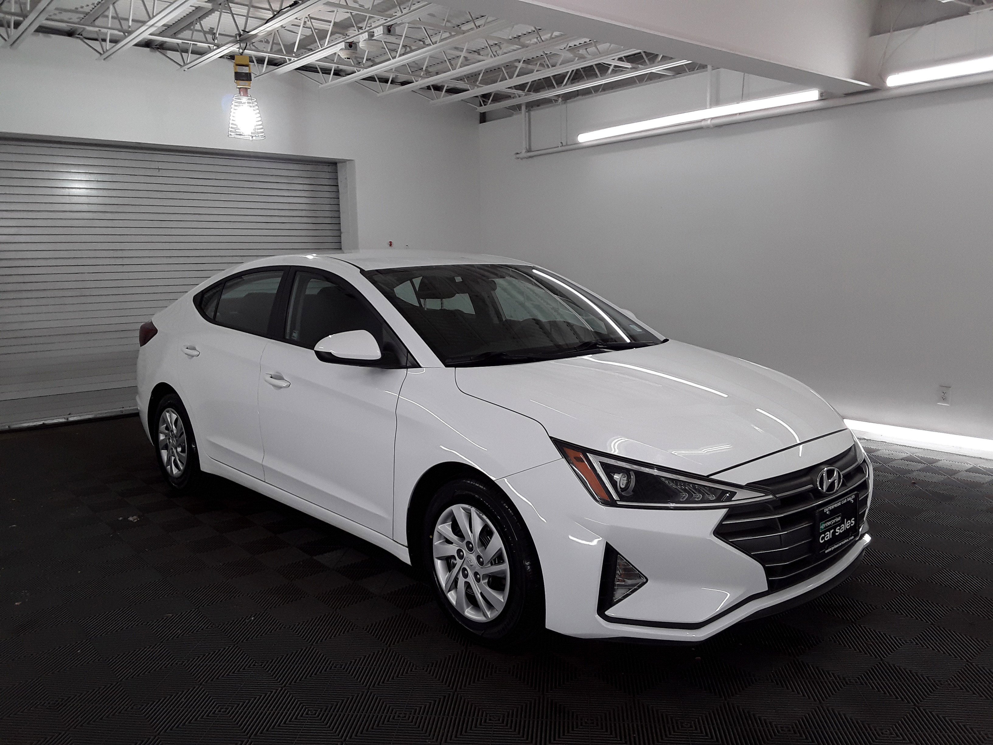 2020 Hyundai Elantra SE IVT