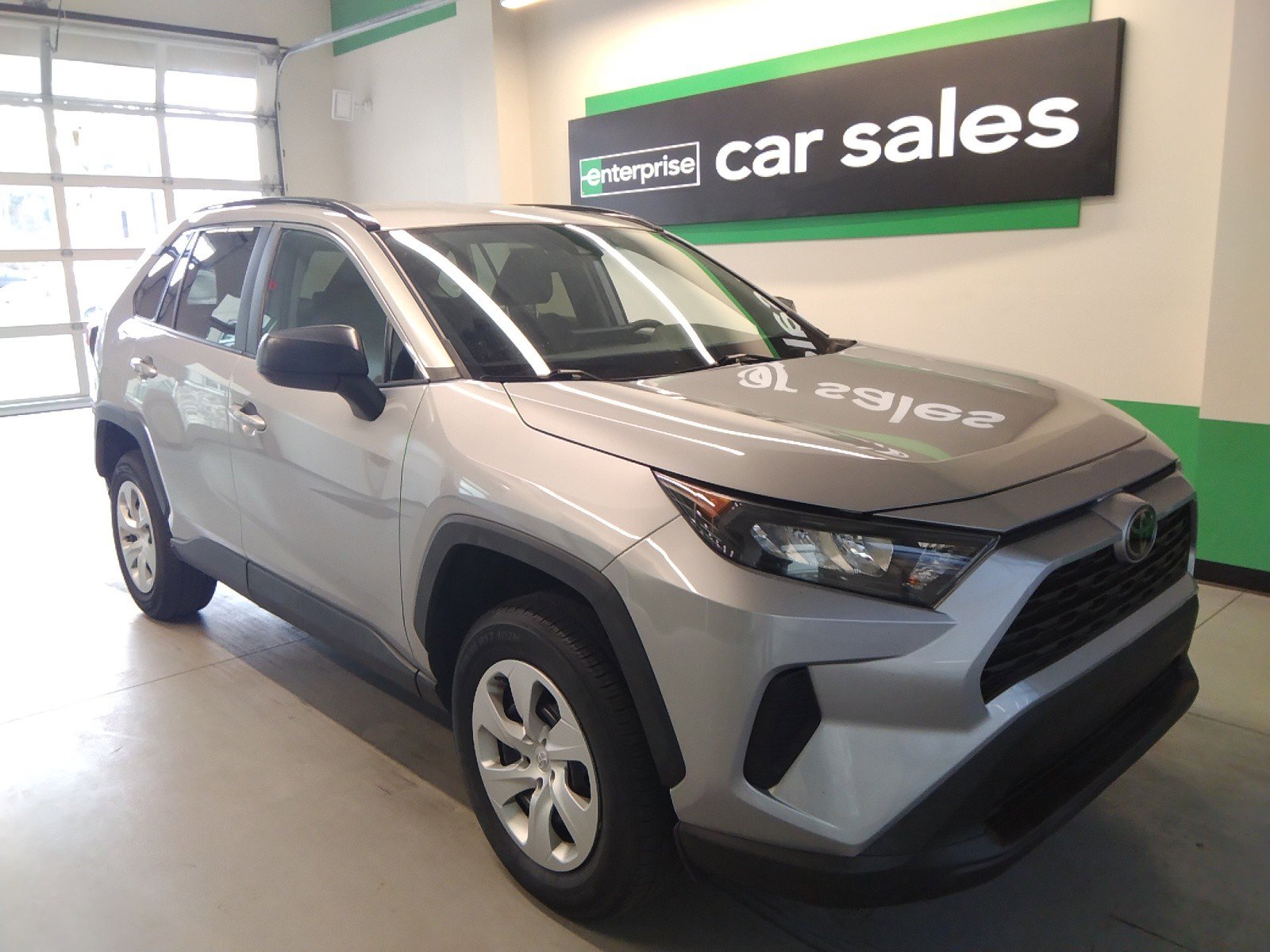 2021 Toyota RAV4 LE FWD