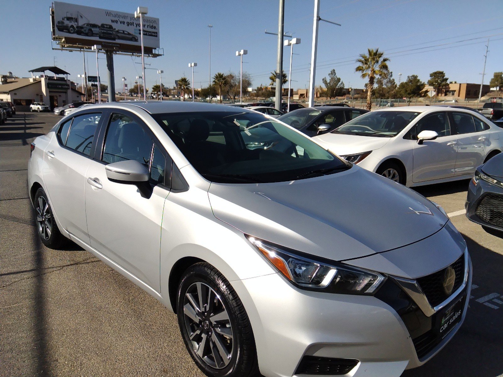 2021 Nissan Versa SV CVT