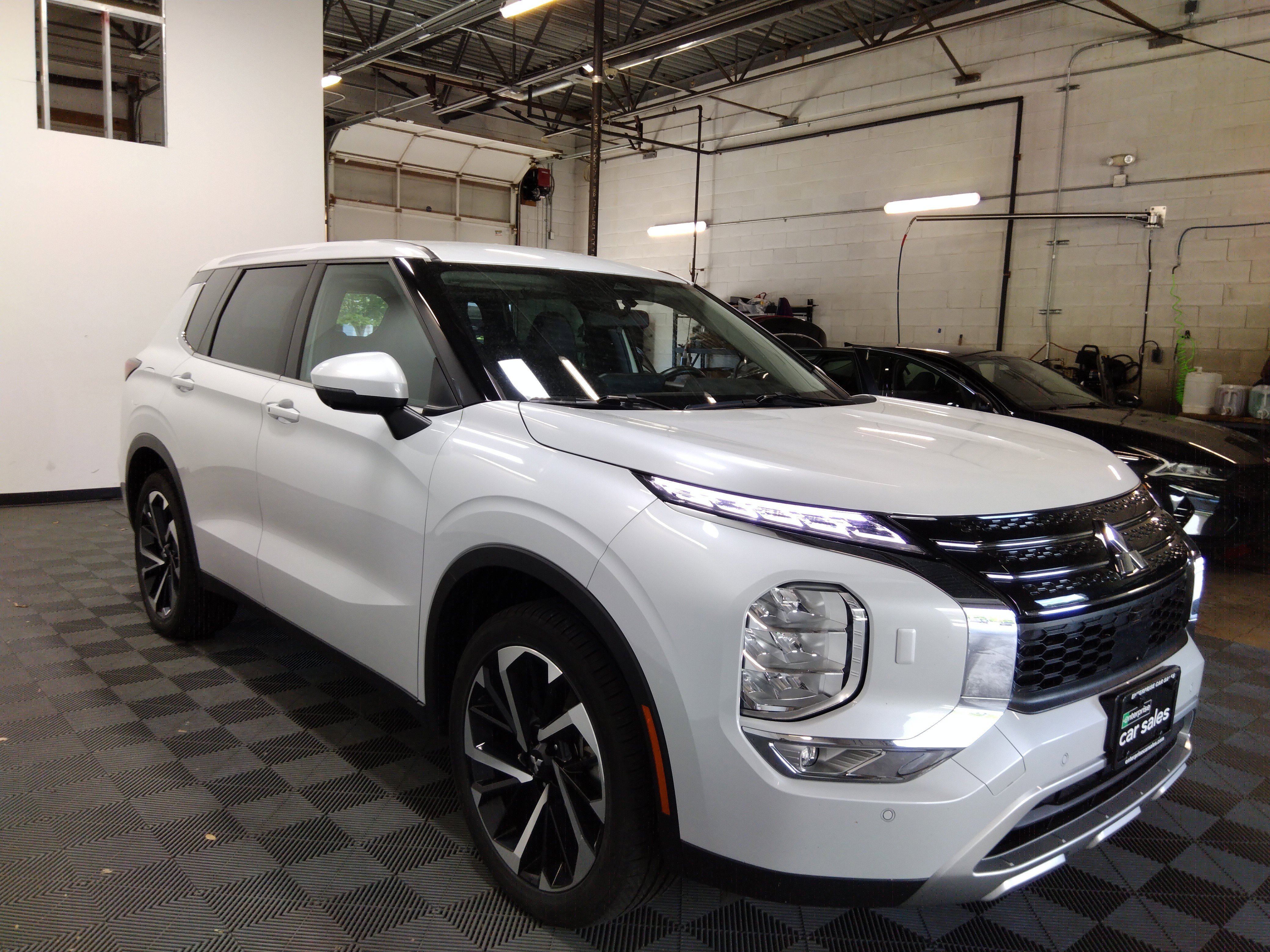 2023 Mitsubishi Outlander SE S-AWC