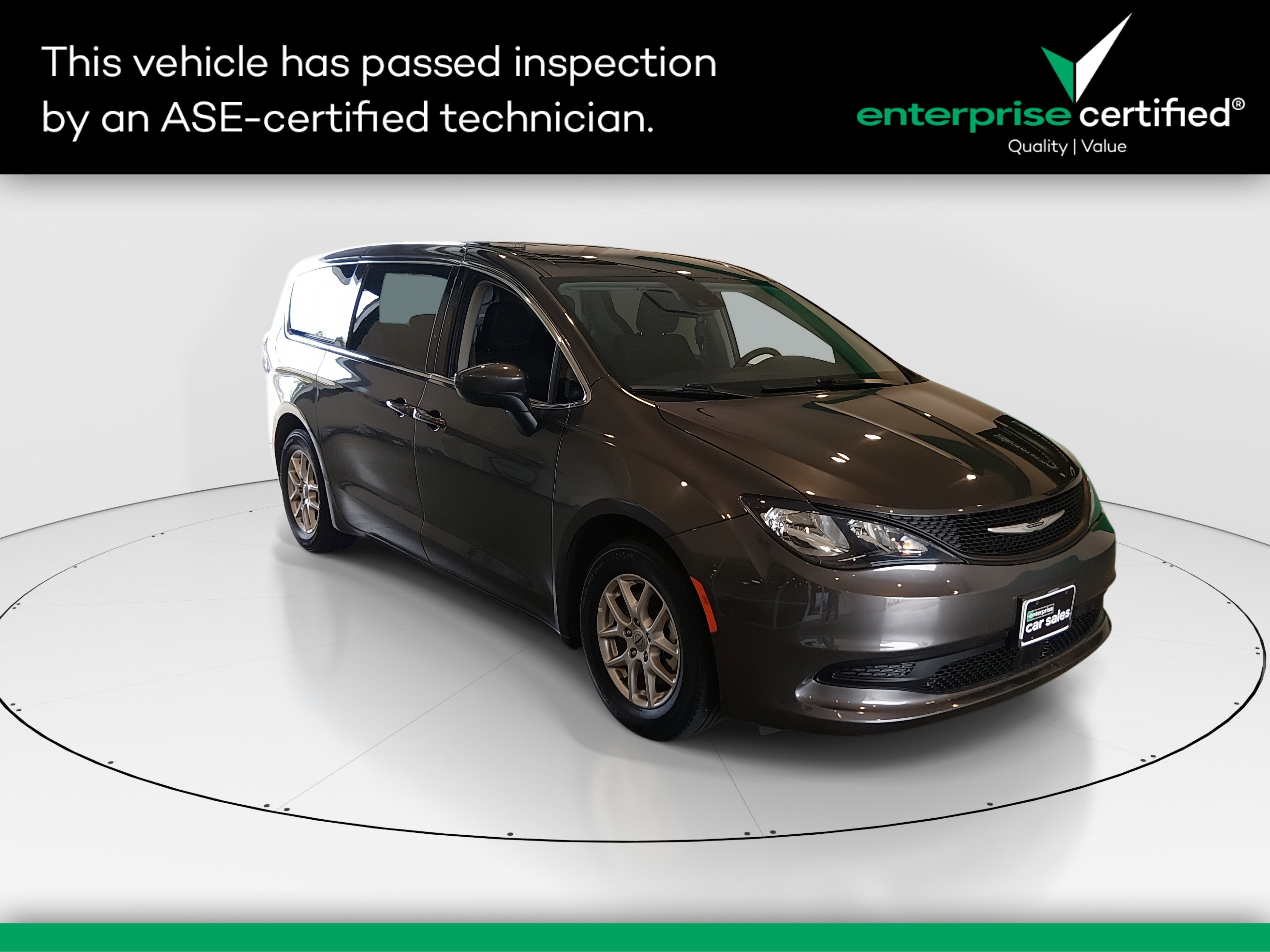 Used 2023 Chrysler Voyager LX