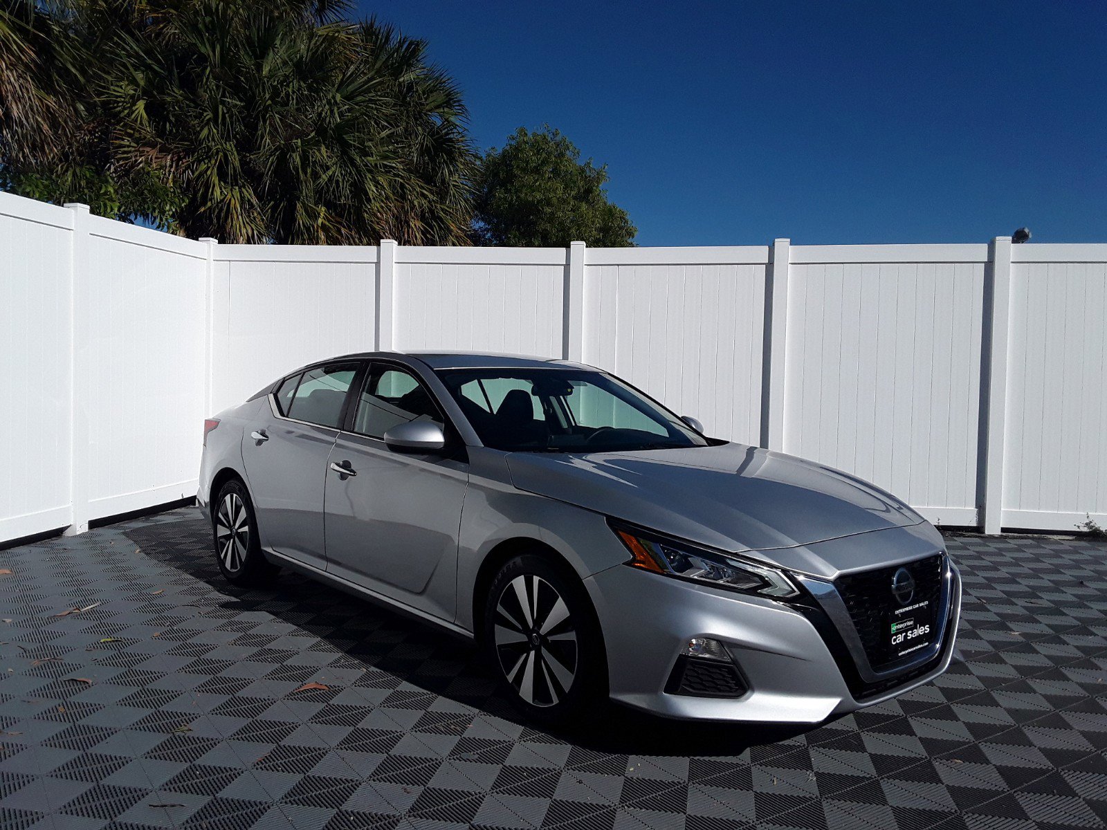 Used 2022 Nissan Altima 2.5 SV Sedan