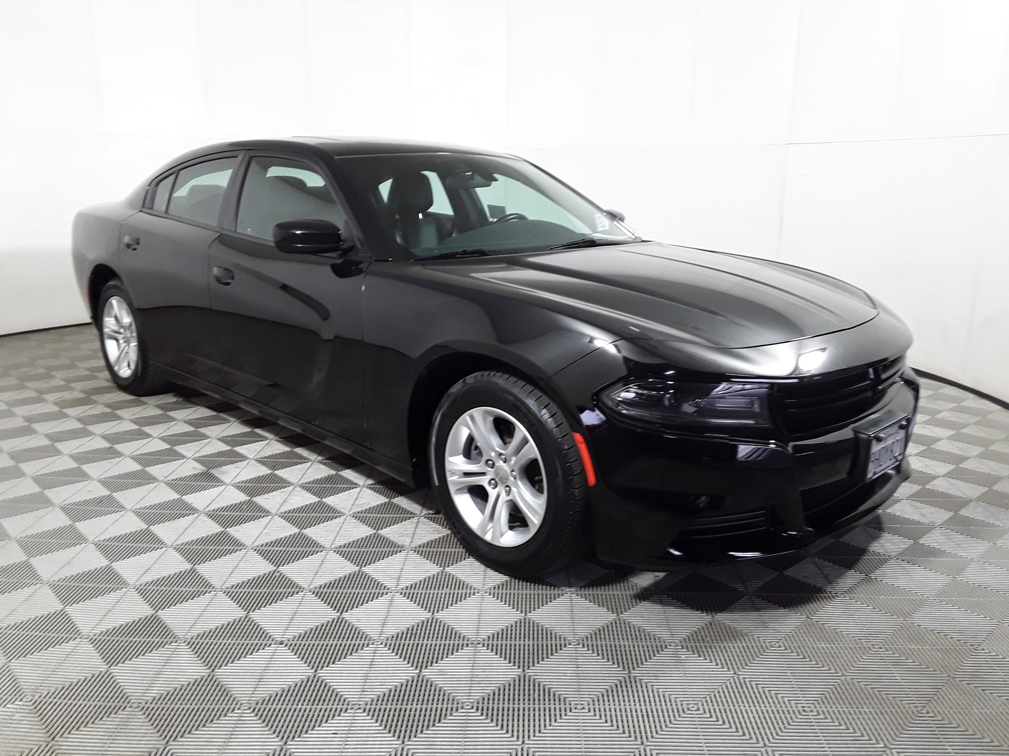 2021 Dodge Charger SXT RWD