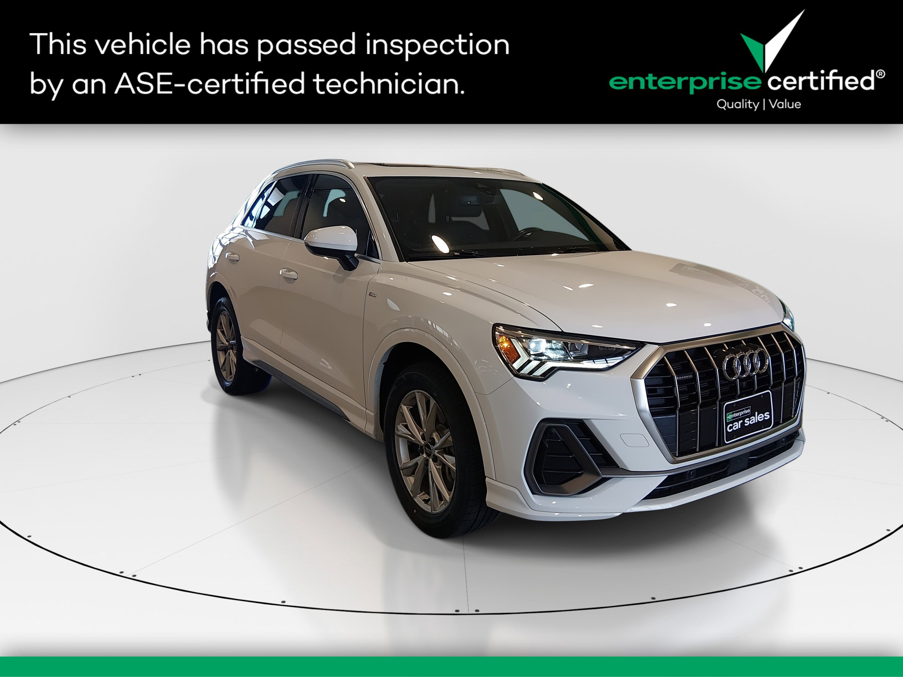 2024 Audi Q3 S Line Premium's photo