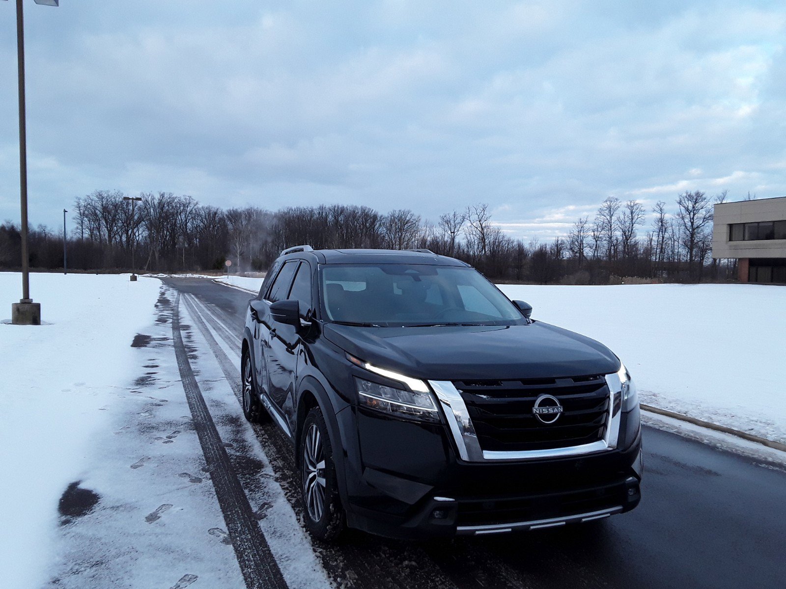 2022 Nissan Pathfinder Platinum 4WD