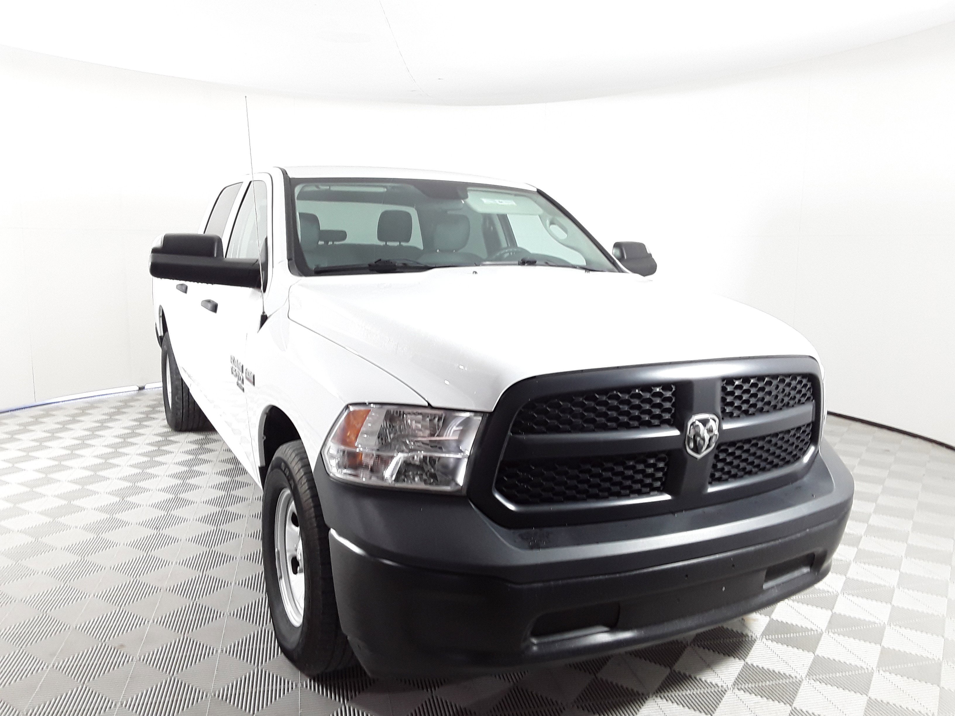 2022 Ram 1500 Classic Tradesman 4x4 Crew Cab 6'4