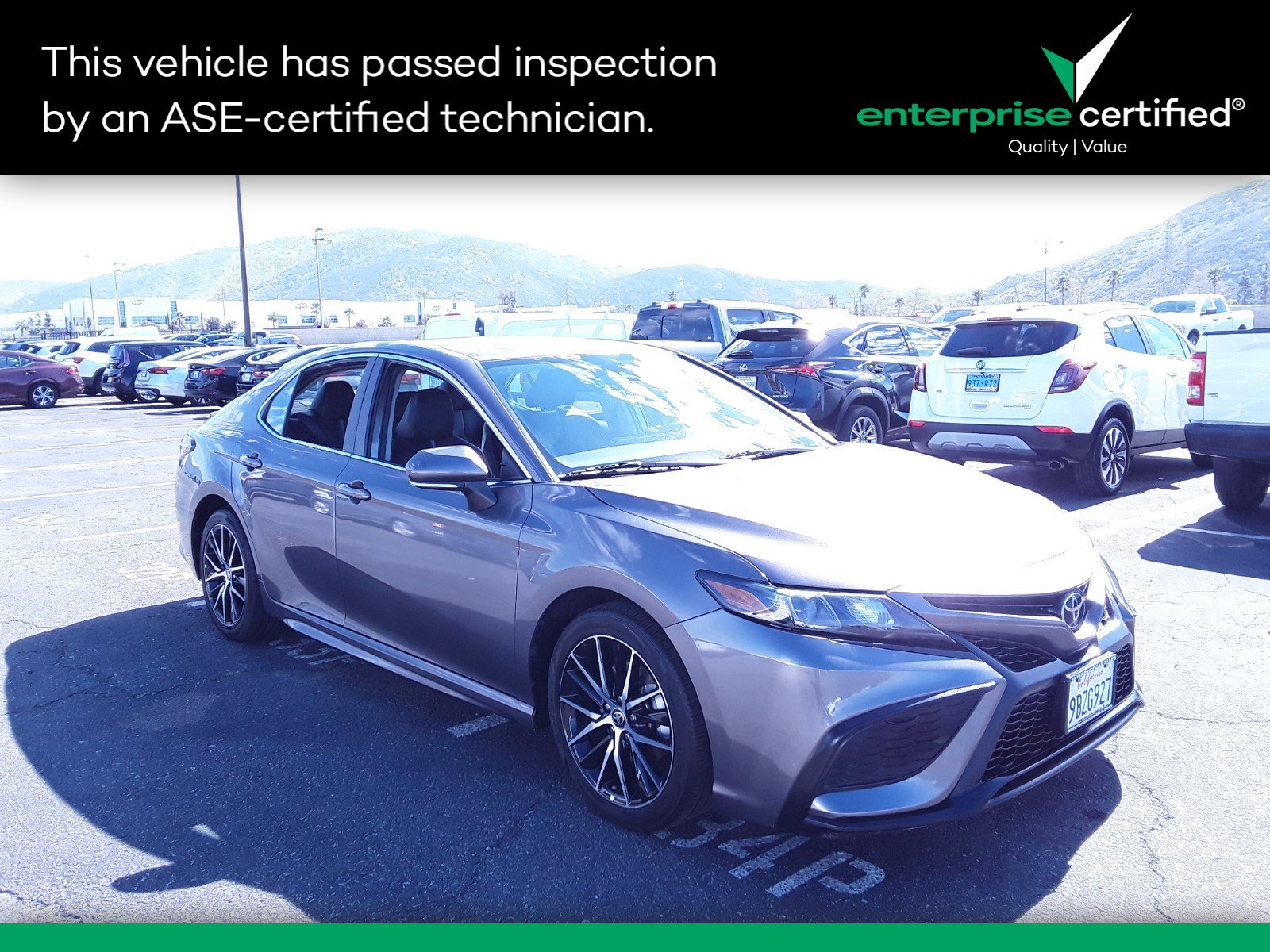 Used 2022 Toyota Camry SE Auto