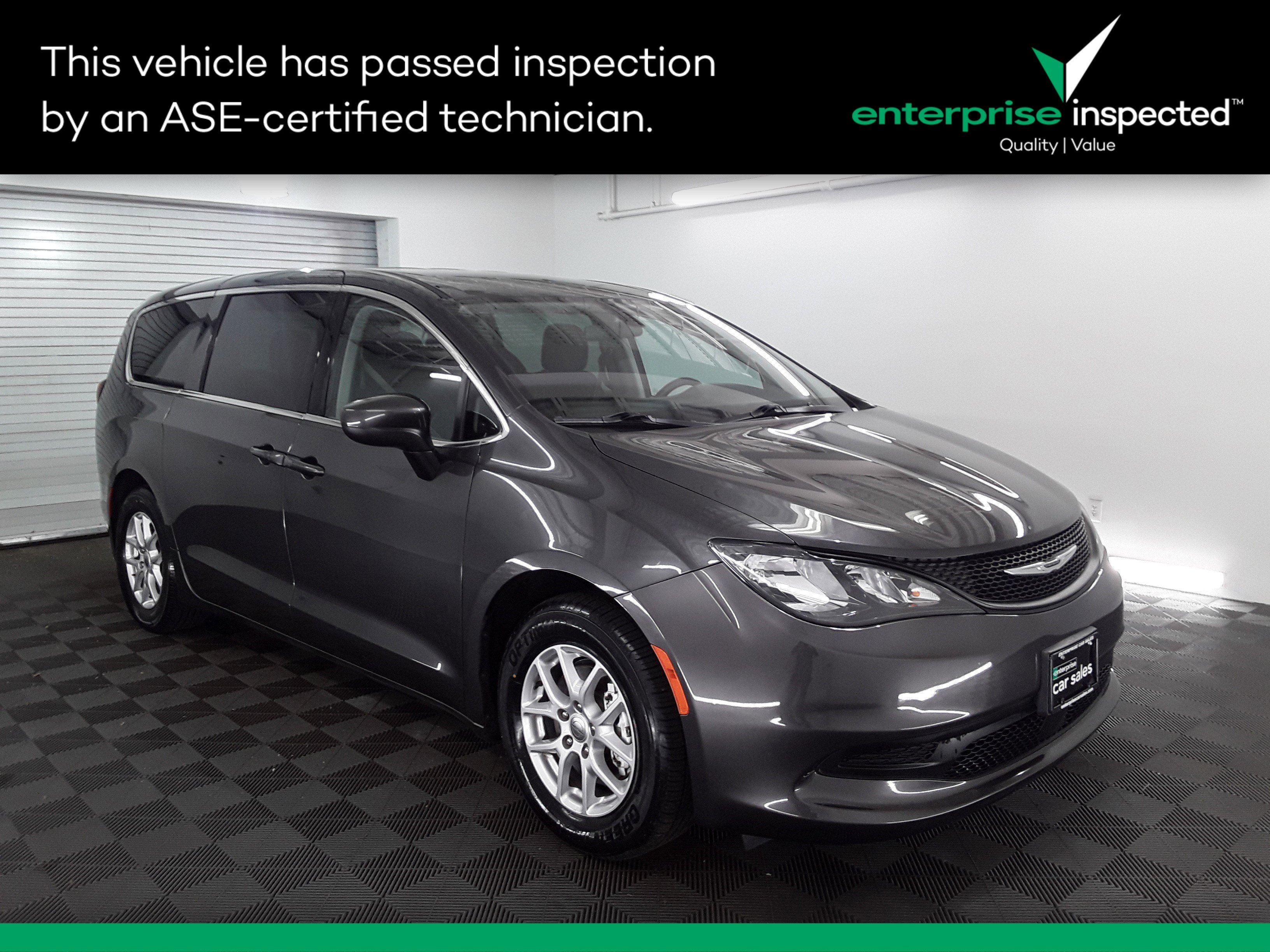 2022 Chrysler Voyager LX FWD