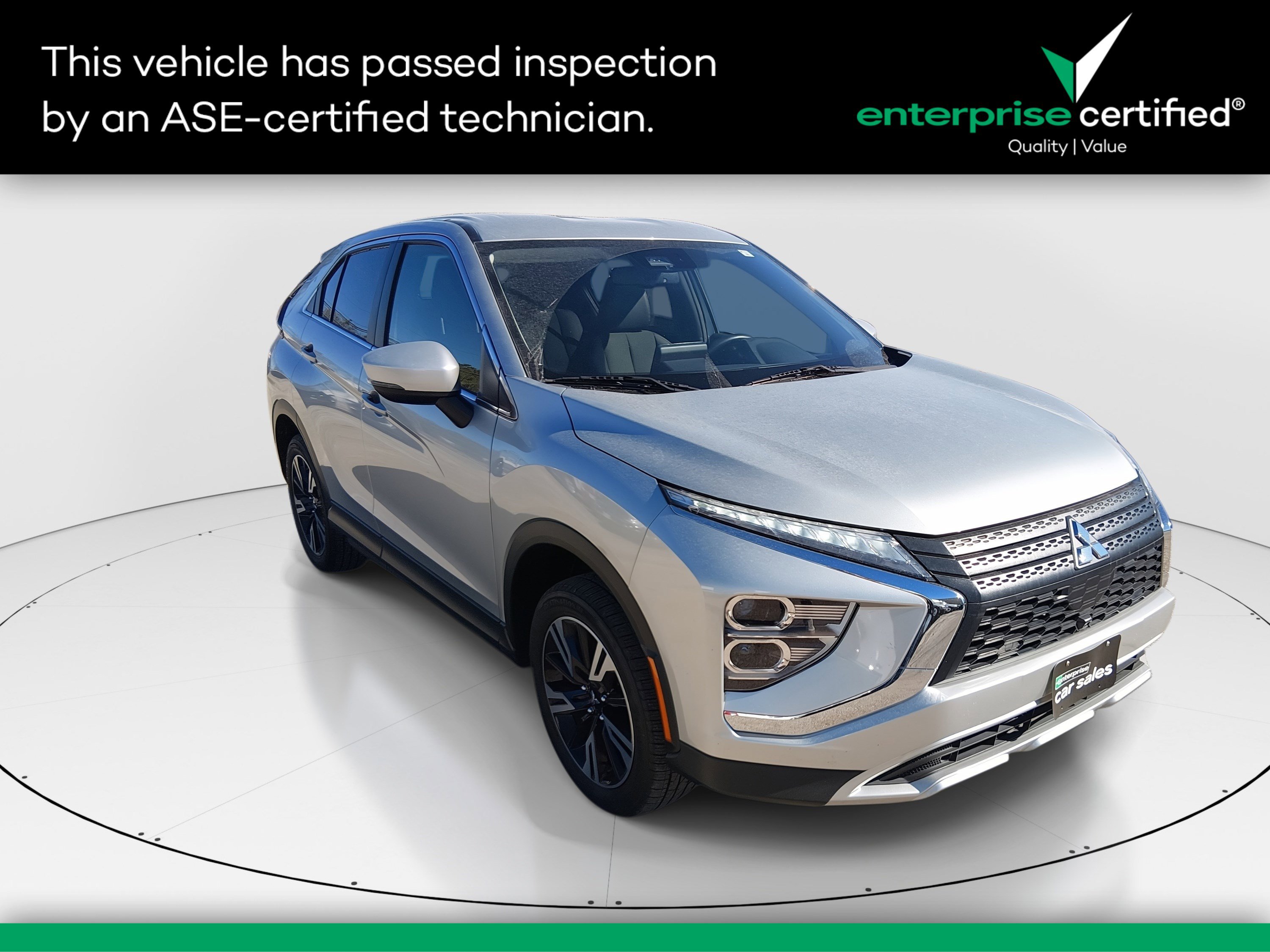 2024 Mitsubishi Eclipse Cross SE's photo