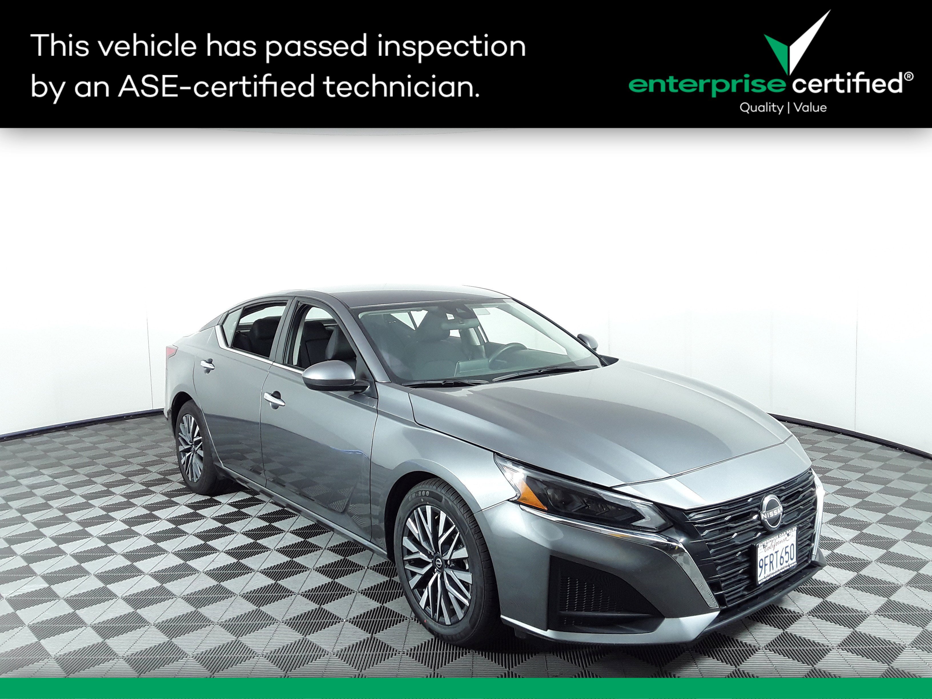 Used 2023 Nissan Altima 2.5 SV Sedan