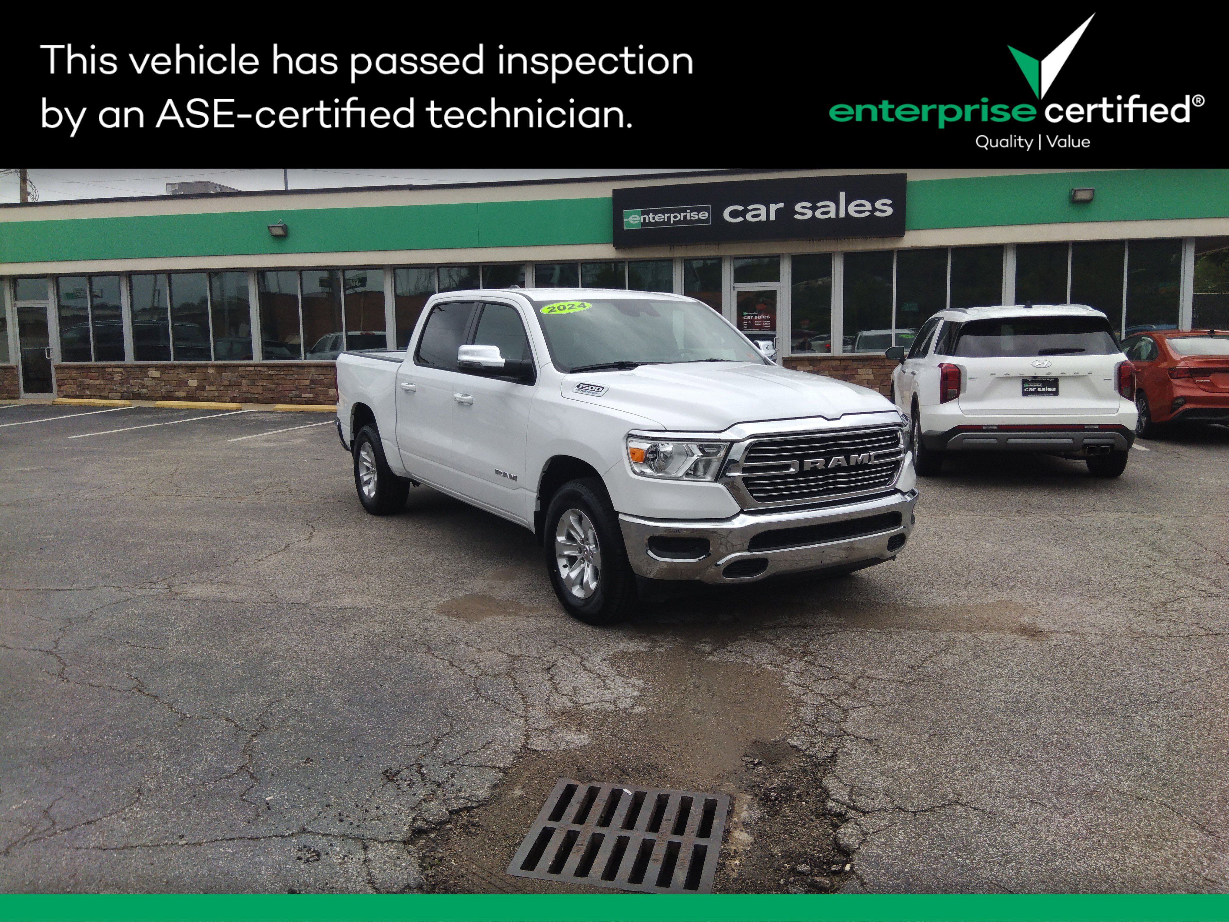 2024 Ram 1500 Laramie 4x4 Crew Cab 5'7