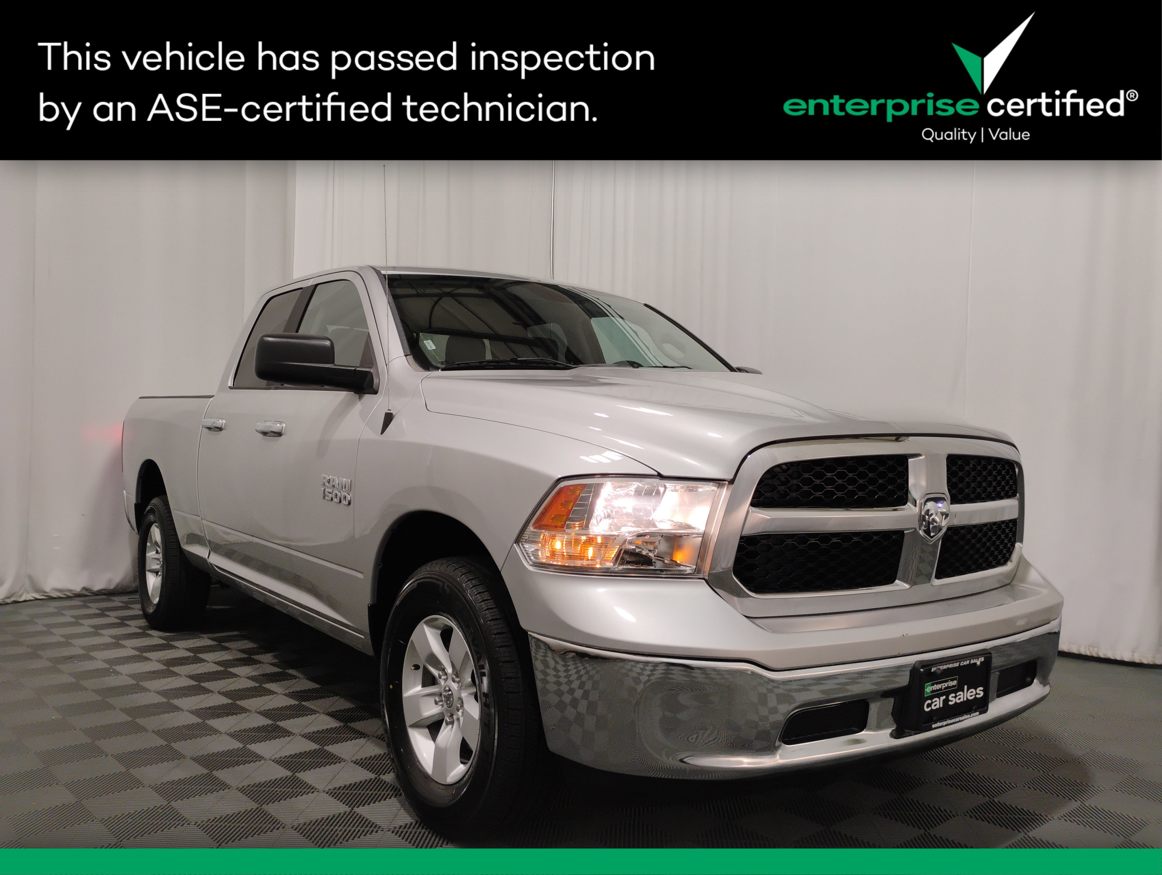 2017 Ram 1500 SLT 4x4 Quad Cab 6'4