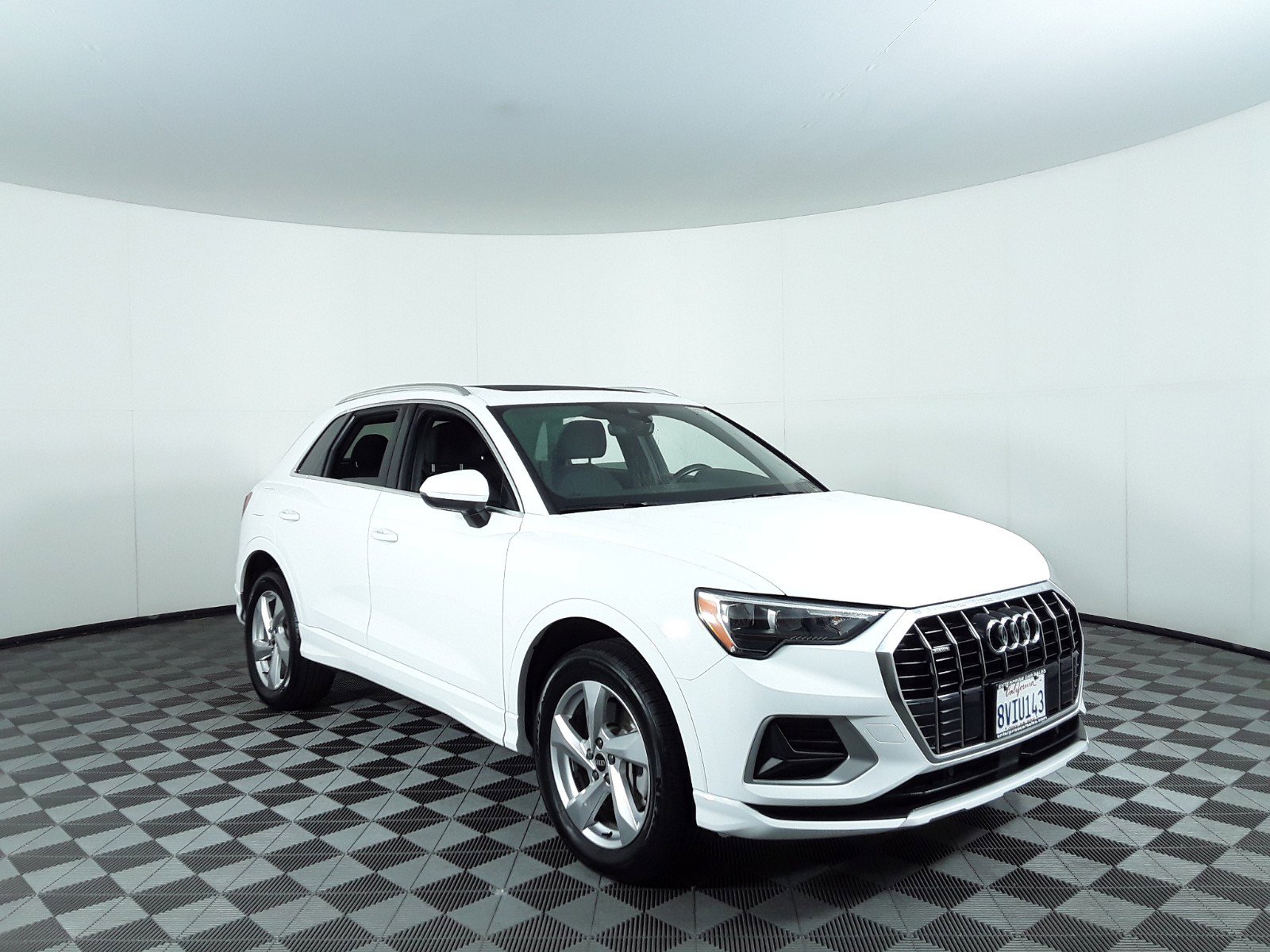 2021 Audi Q3 Premium 40 TFSI quattro