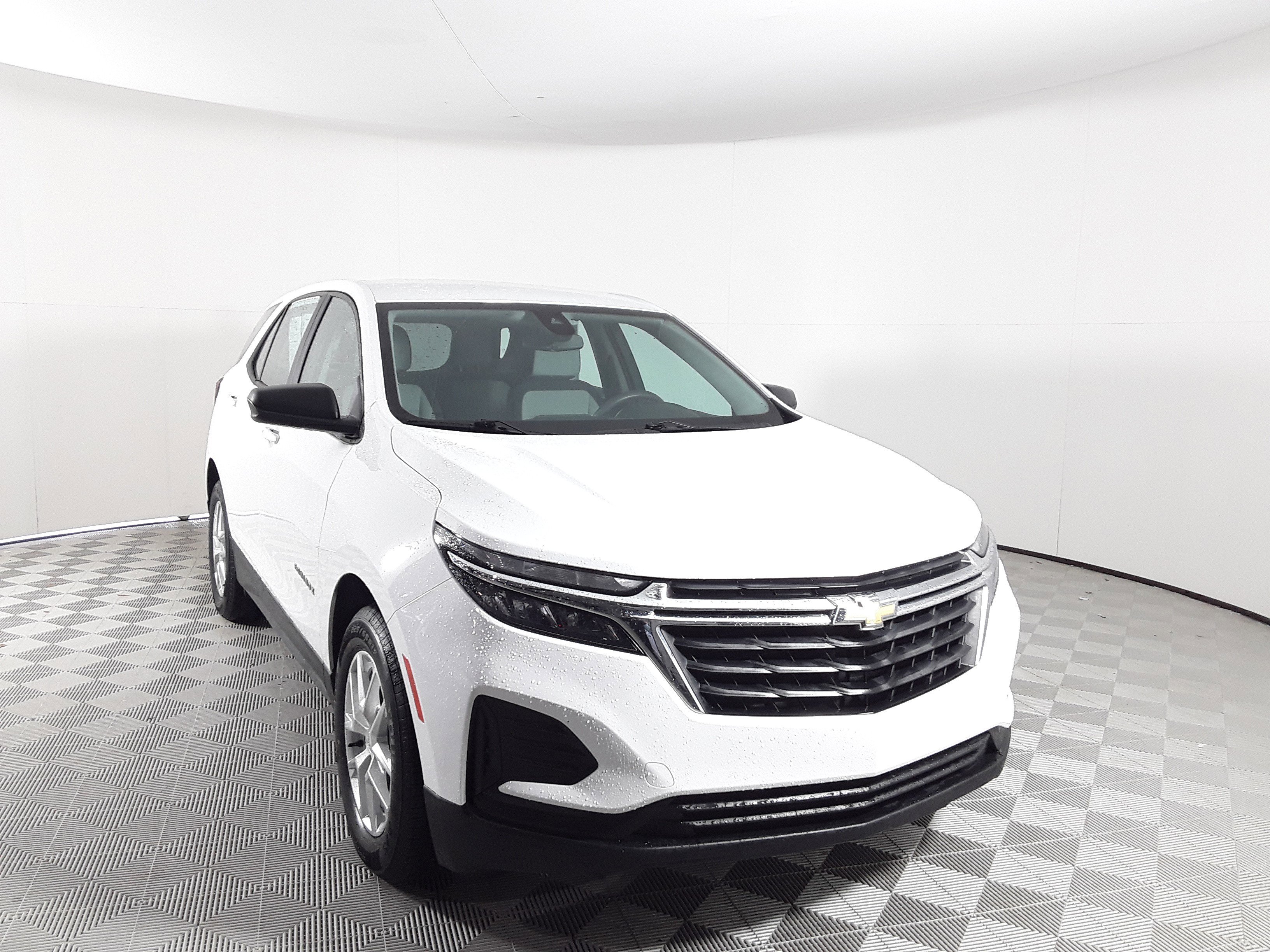 2022 Chevrolet Equinox FWD 4dr LS w/1FL