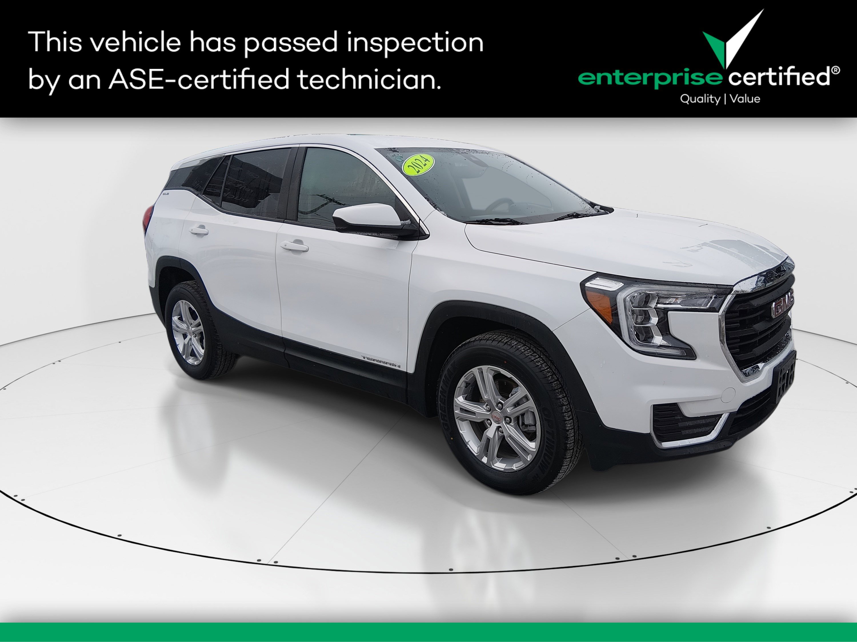 2024 GMC Terrain SLE's photo