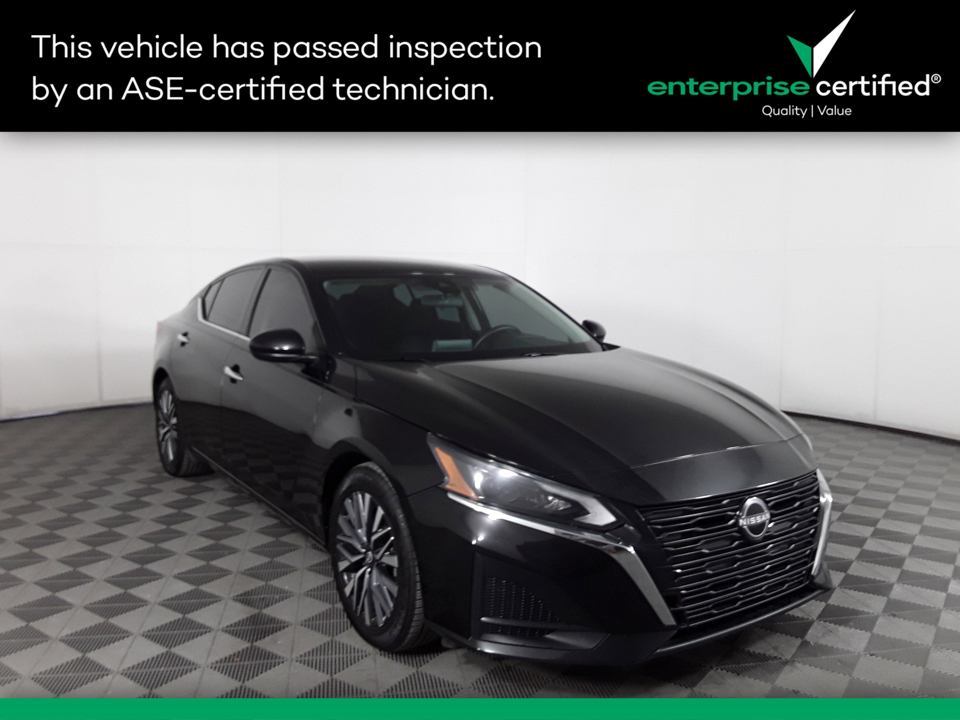 Used 2023 Nissan Altima 2.5 SV Sedan