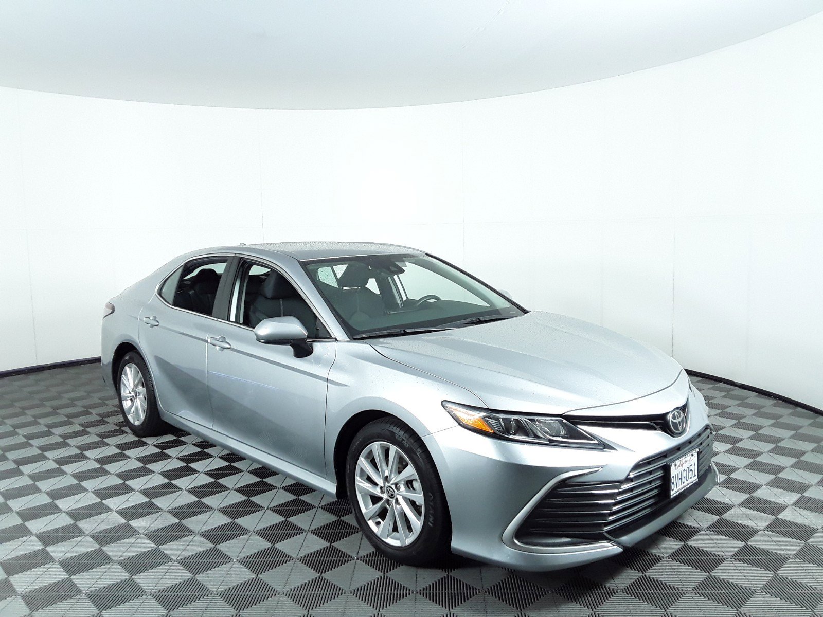 2021 Toyota Camry LE Auto