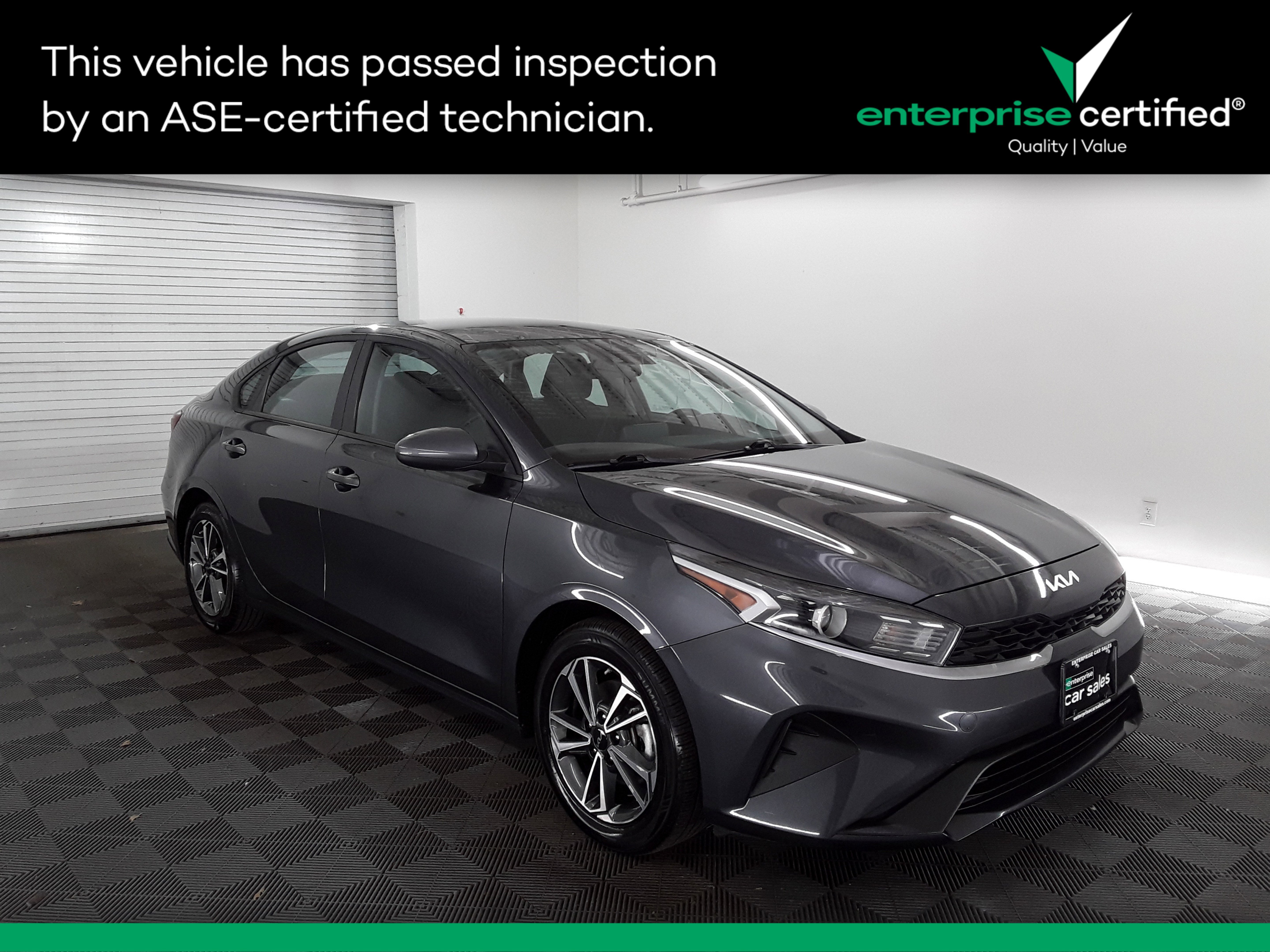 2023 Kia Forte LXS IVT