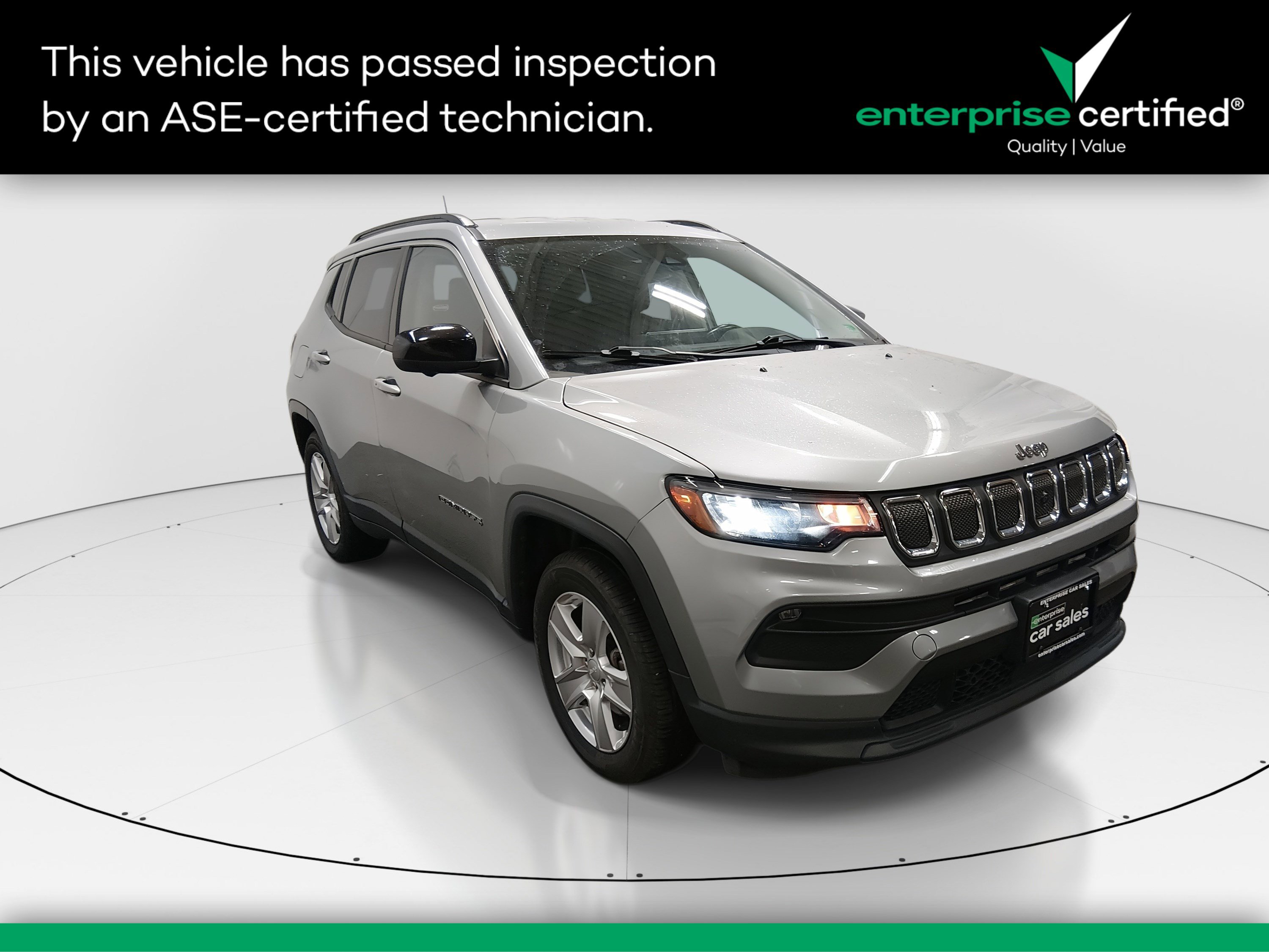 2022 Jeep Compass Latitude's photo
