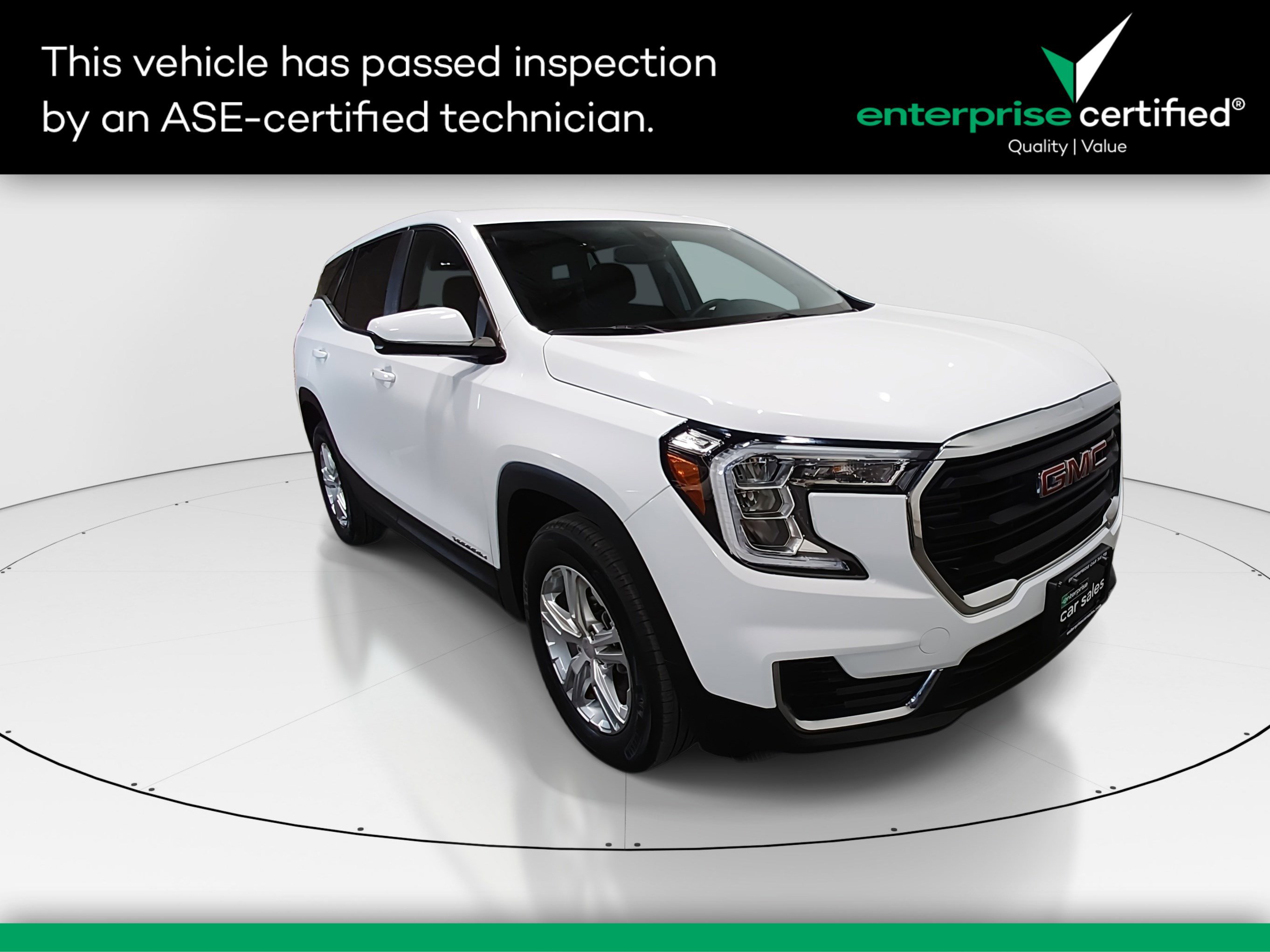 2024 GMC Terrain SLE's photo