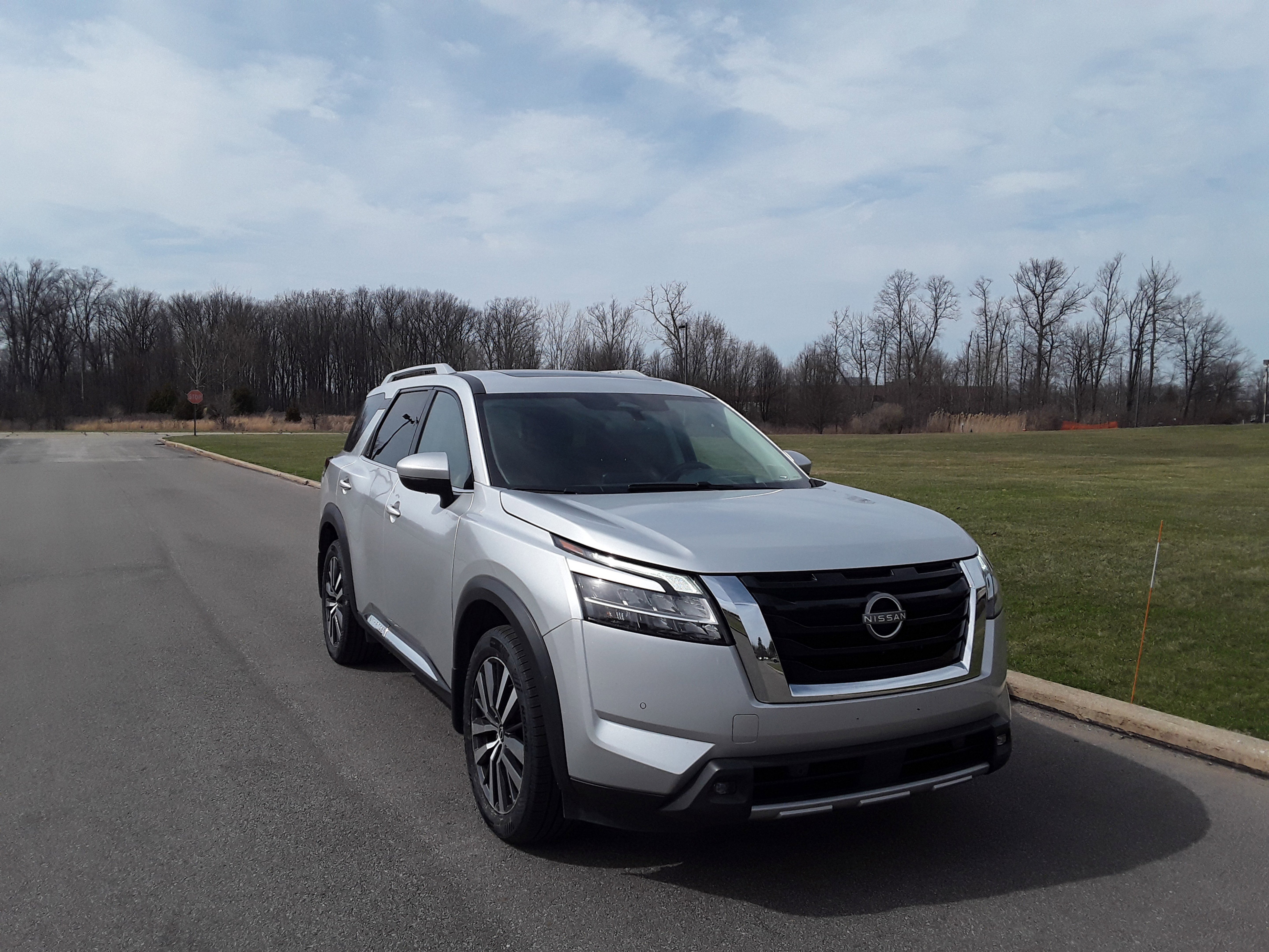 2022 Nissan Pathfinder Platinum 4WD