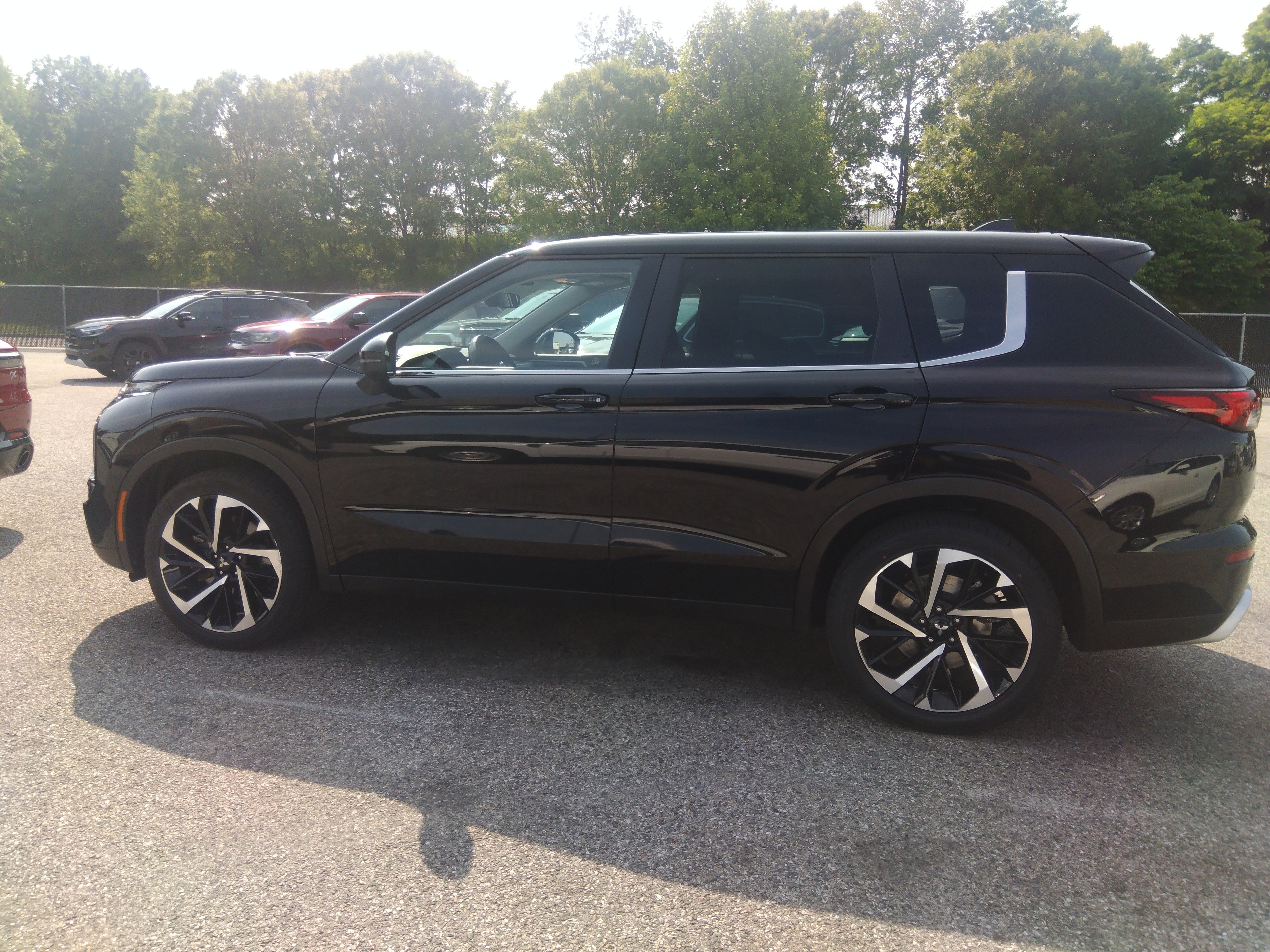 2023 Mitsubishi Outlander SE S-AWC