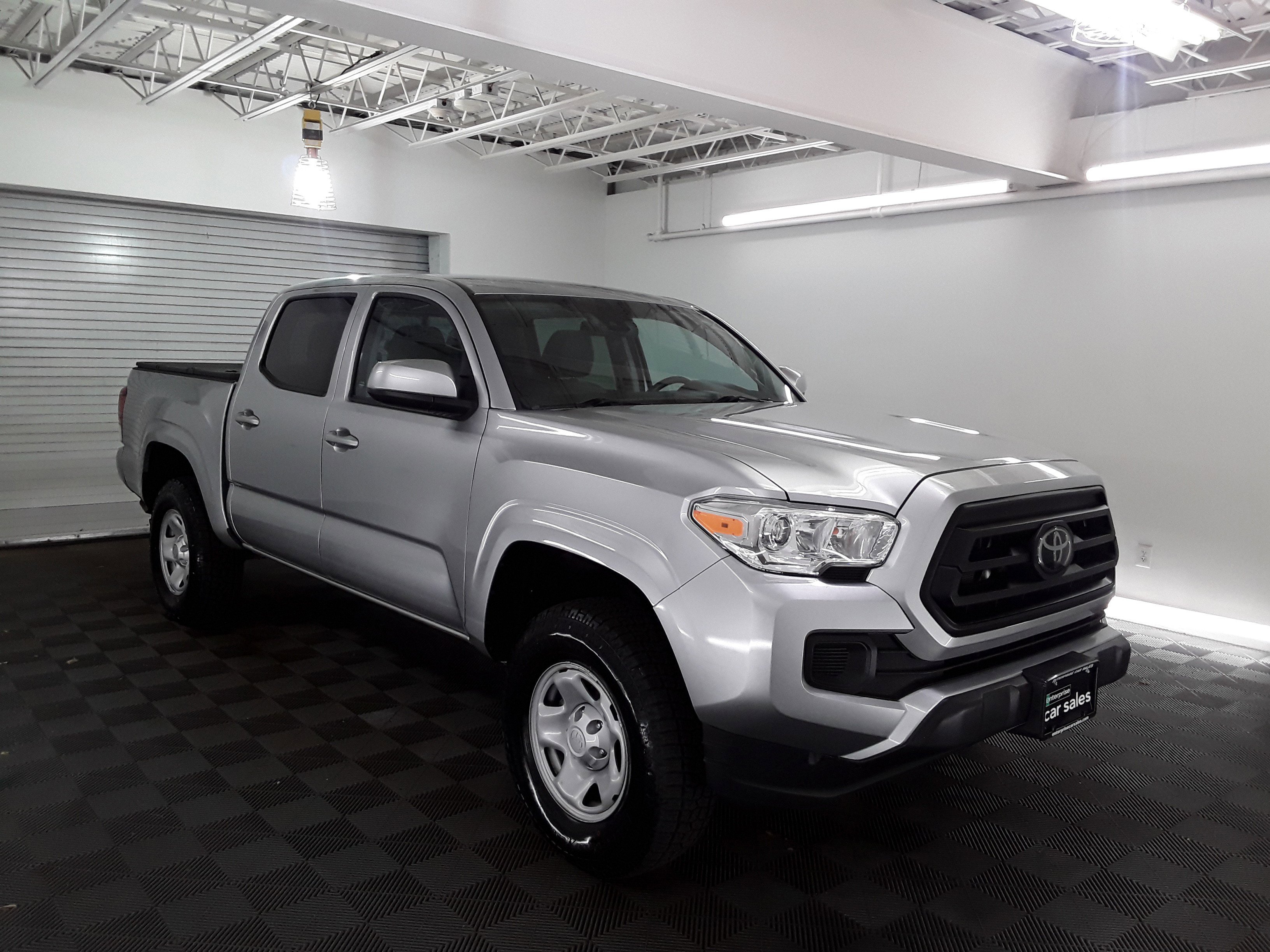 2022 Toyota Tacoma 4WD SR Double Cab 5' Bed V6 AT