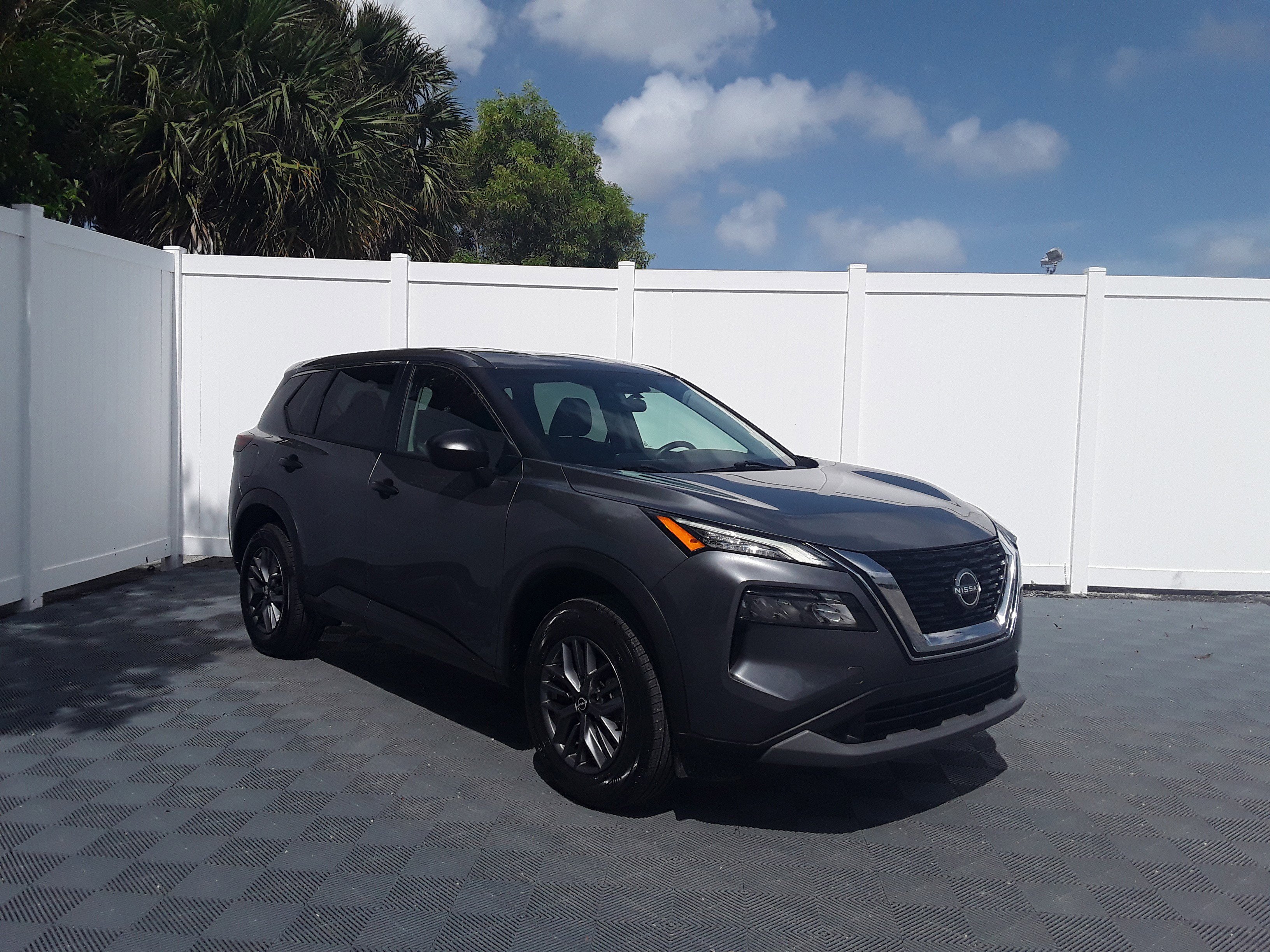 2023 Nissan Rogue FWD S